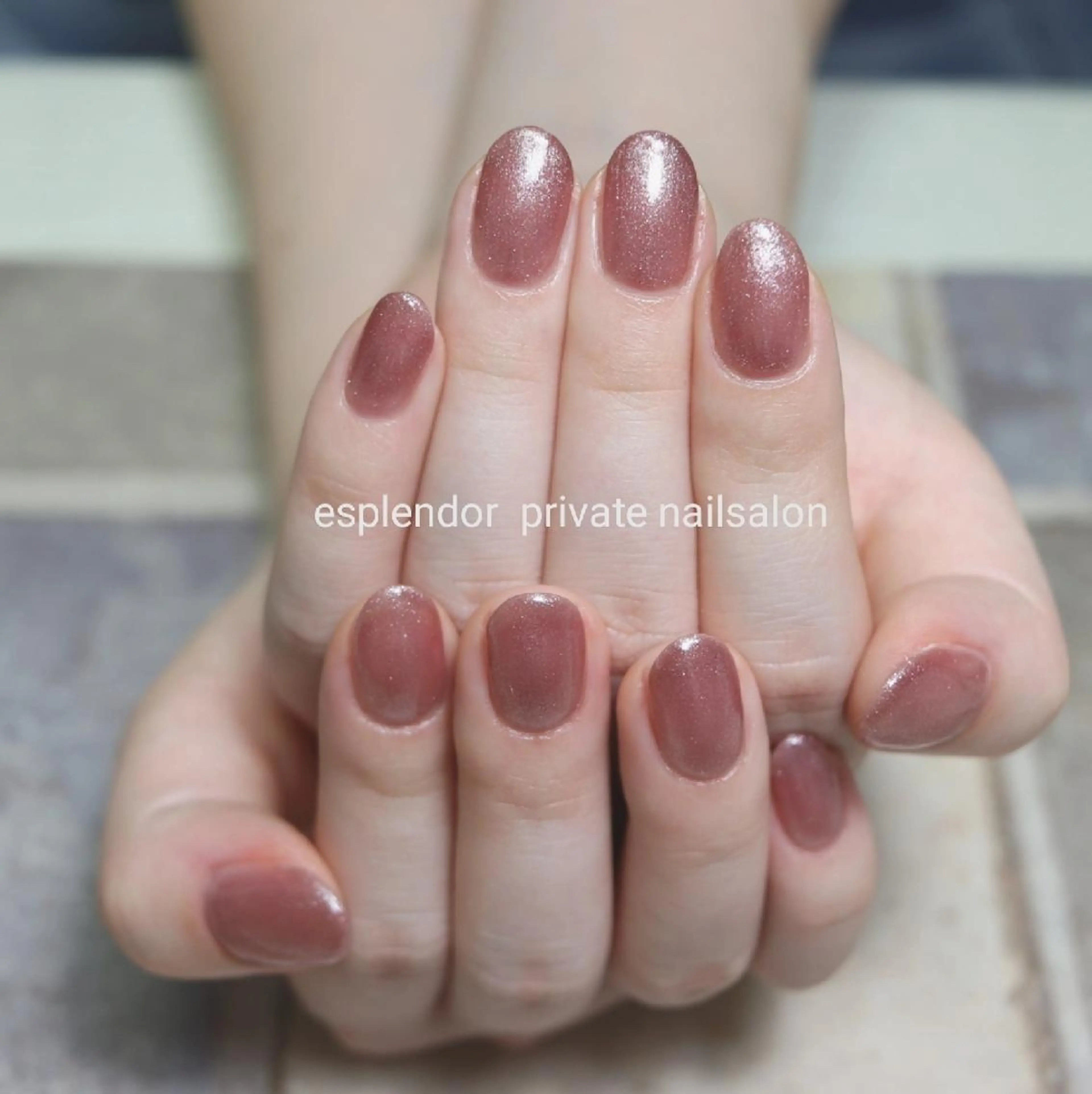 ネイル キラキラネイル ワンカラーネイル ハンドネイル ハンドケア esplendor  エスプレンドル所属・esplendor  エスプレンドルのネイルデザイン