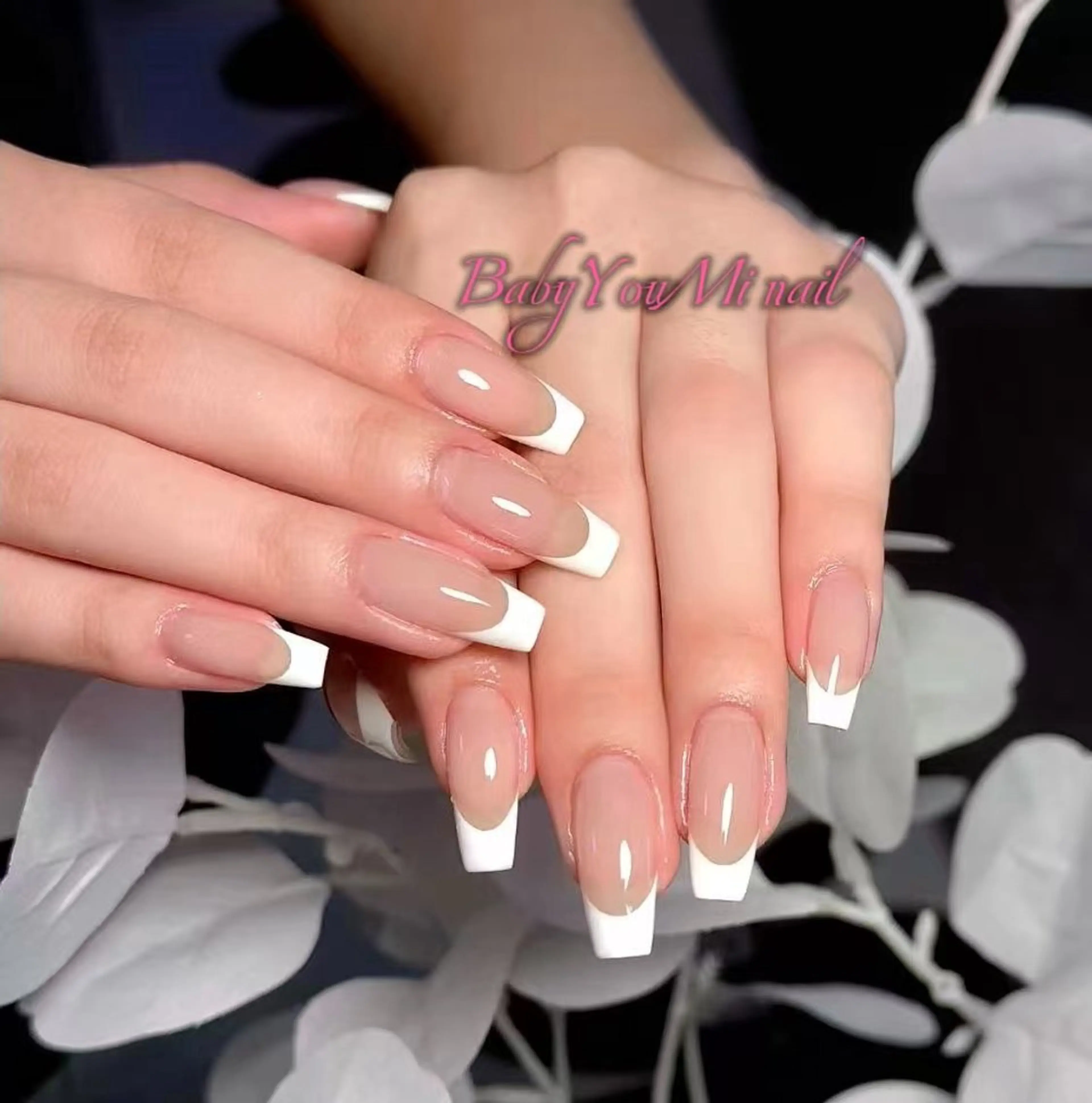 ネイル オーロラネイル 成人式 フレンチネイル ジェルネイル ガラスフレンチ ハンドネイル BabyYouMi nailのネイルデザイン