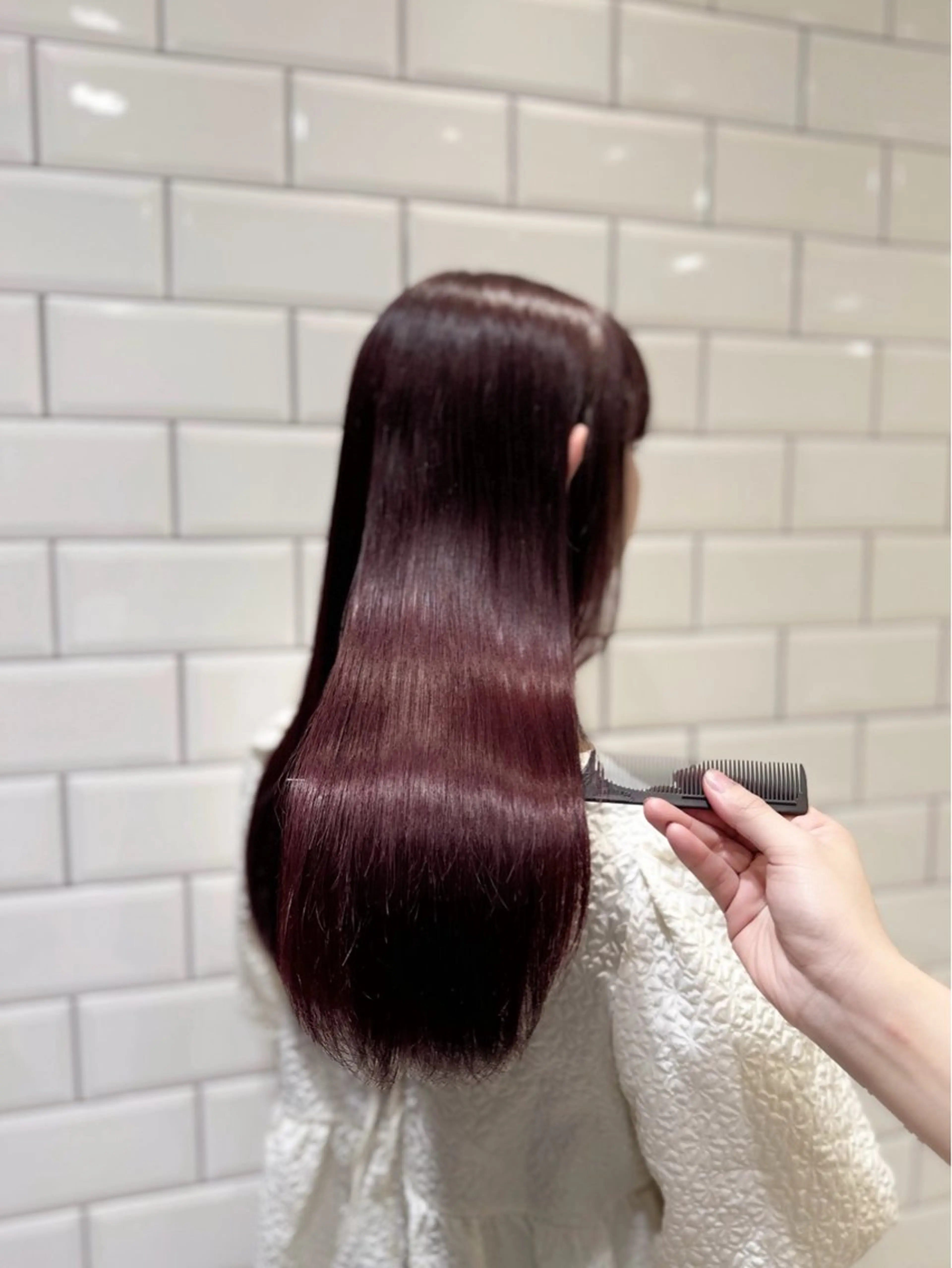 ロング ヘアカラー costes 今井芽依のヘアスタイル