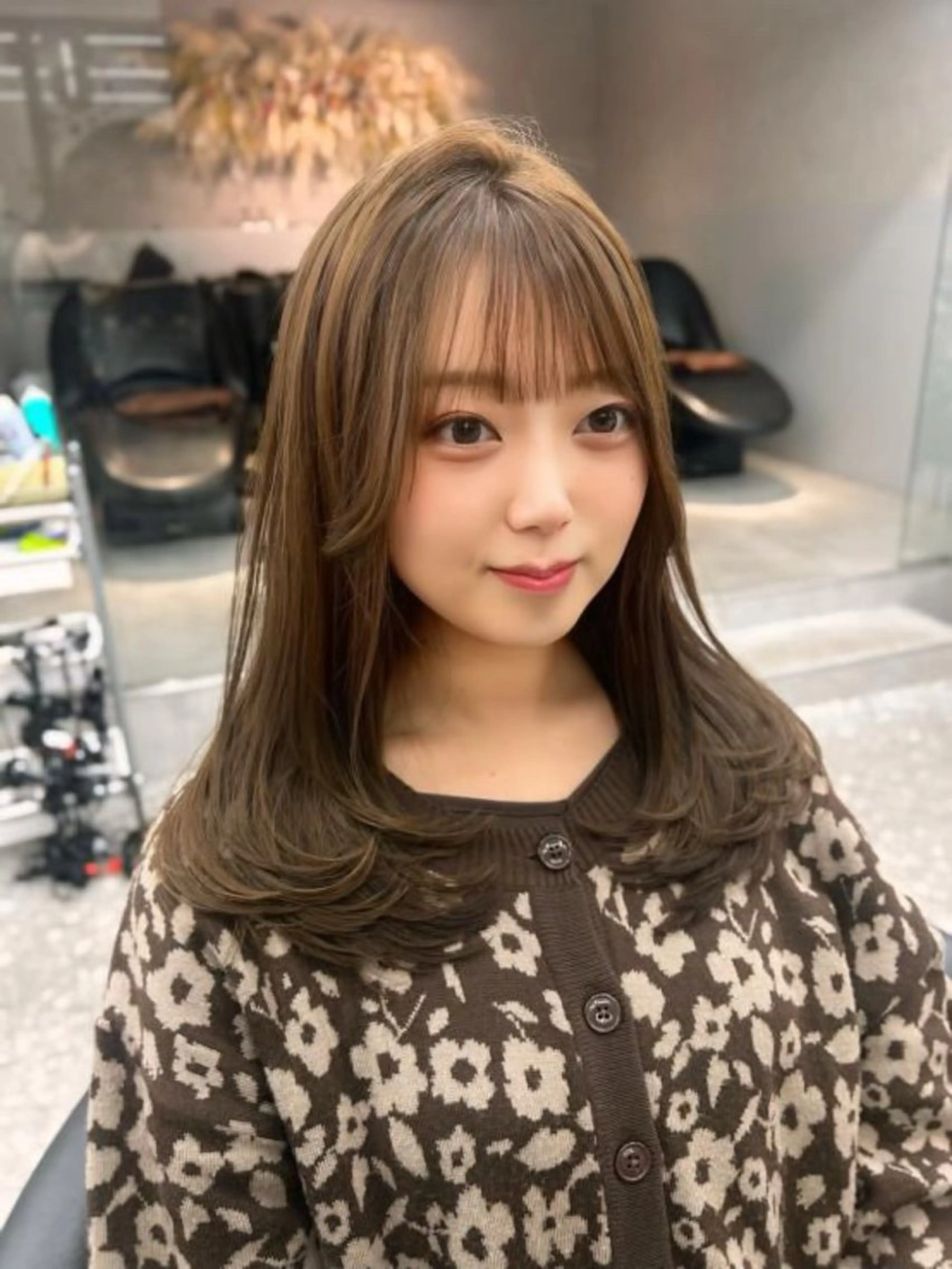 セミロング カラー 透明感カラー くびれヘア 顔まわりレイヤー くびれレイヤー レイヤーカット カット ヘアカラー トリートメント ✨韓国レイヤー/ハッ シュ/✨山下　遥のヘアスタイル