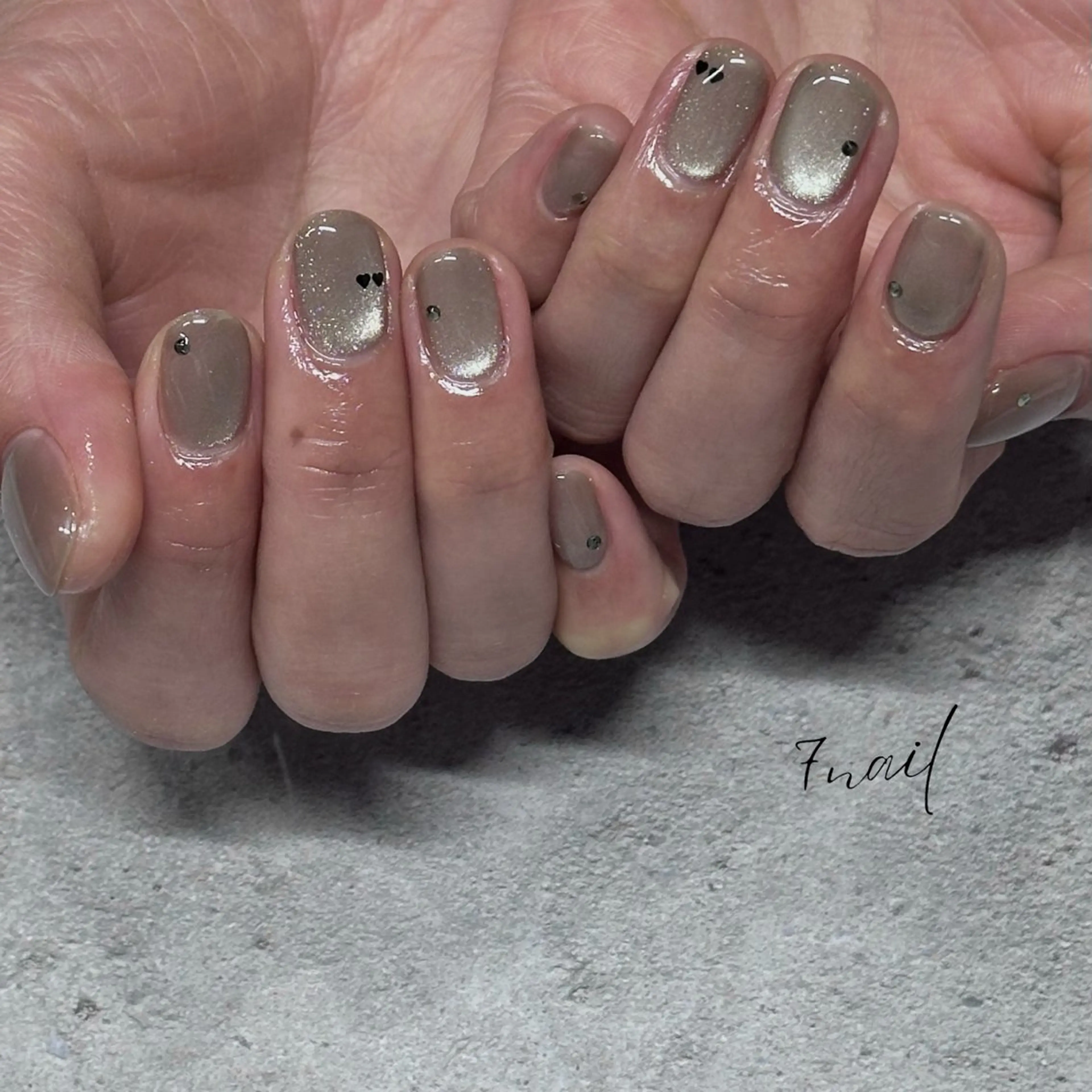 HAND マグネット or フラッシュ (オフ有り)の写真