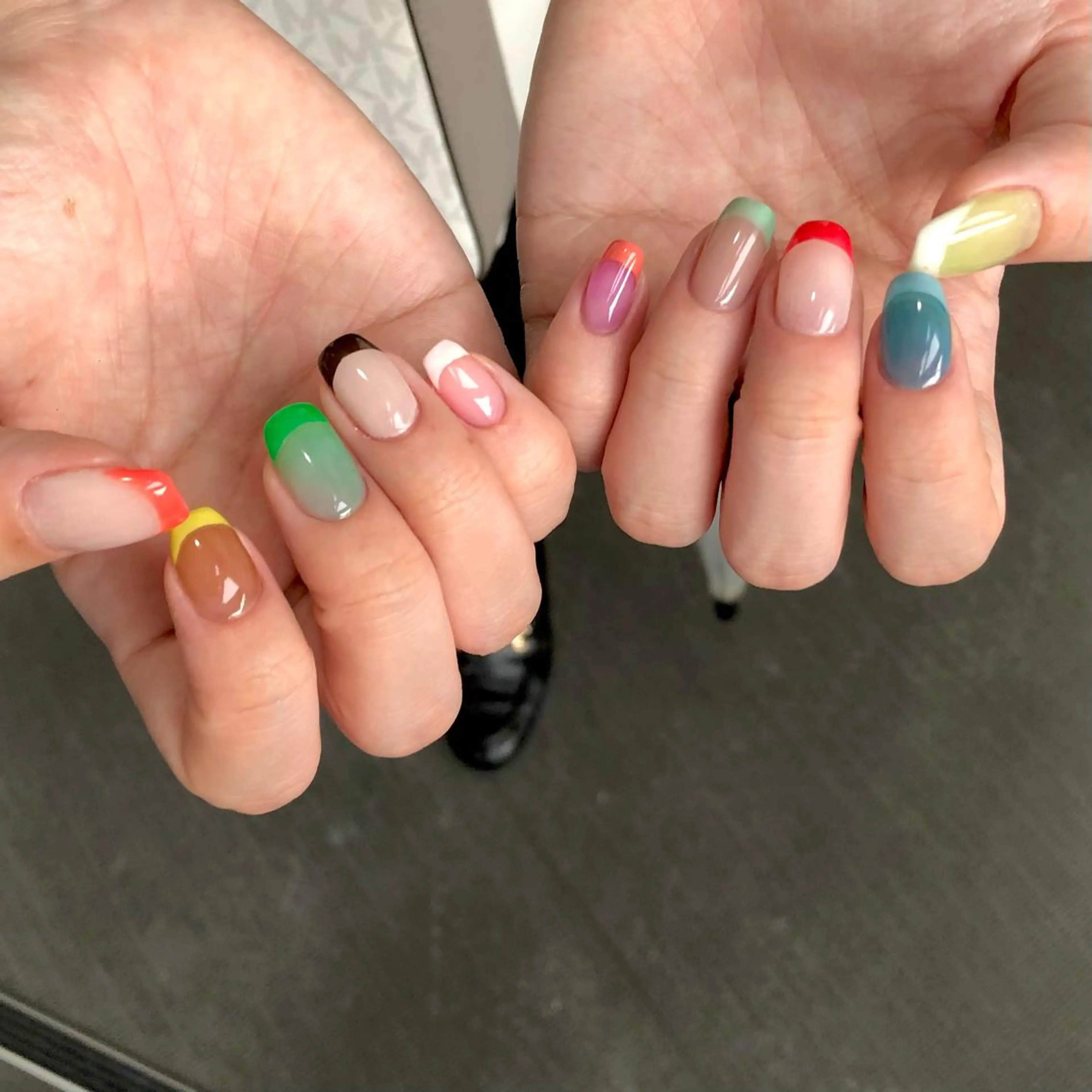 ネイル フレンチネイル le'a moe KONAMIのネイルデザイン