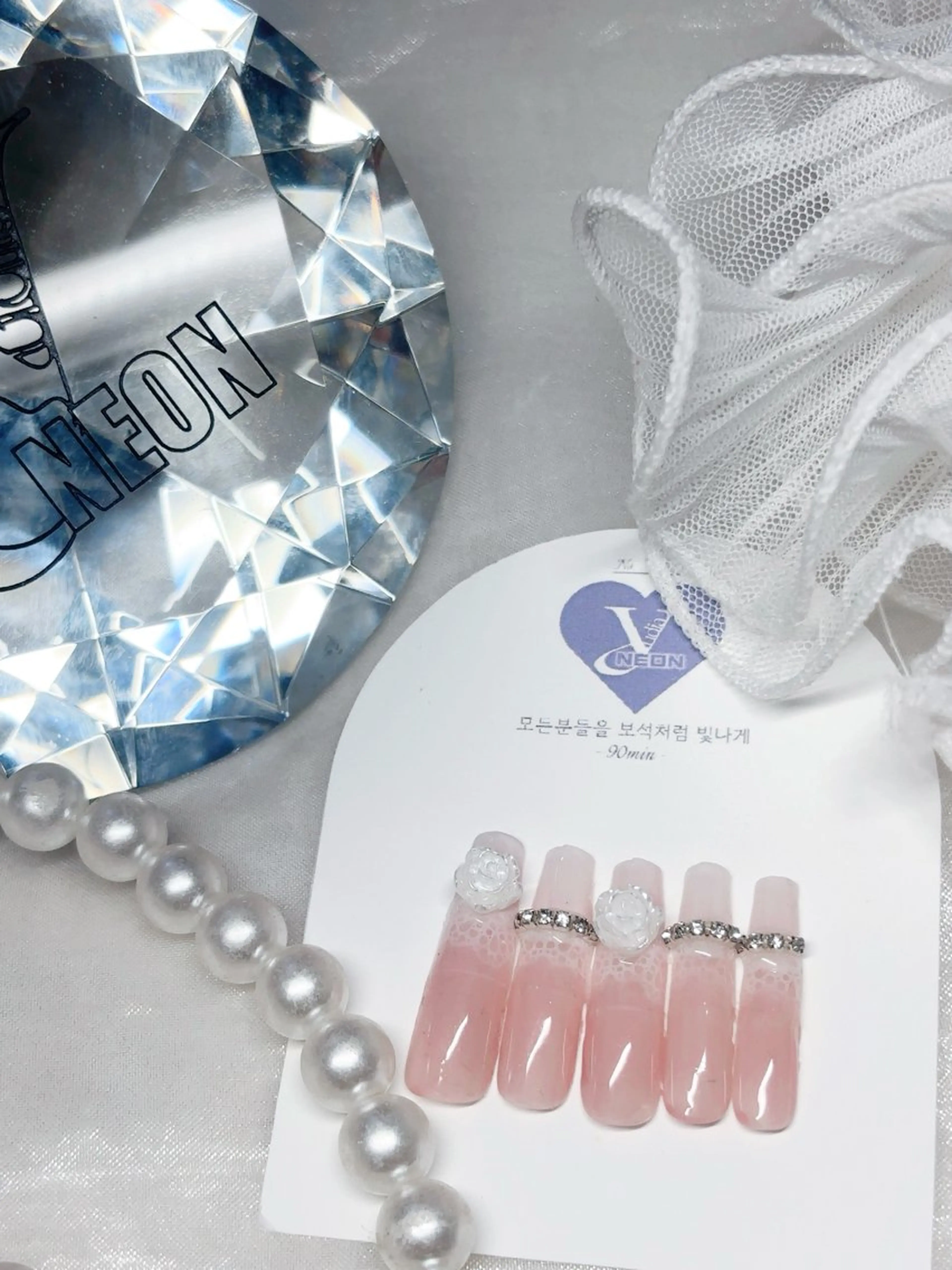 ネイル オーロラネイル 成人式 フットネイル 韓国ネイル ロングネイル ハンドネイル Yudia🦋 azuのネイルデザイン