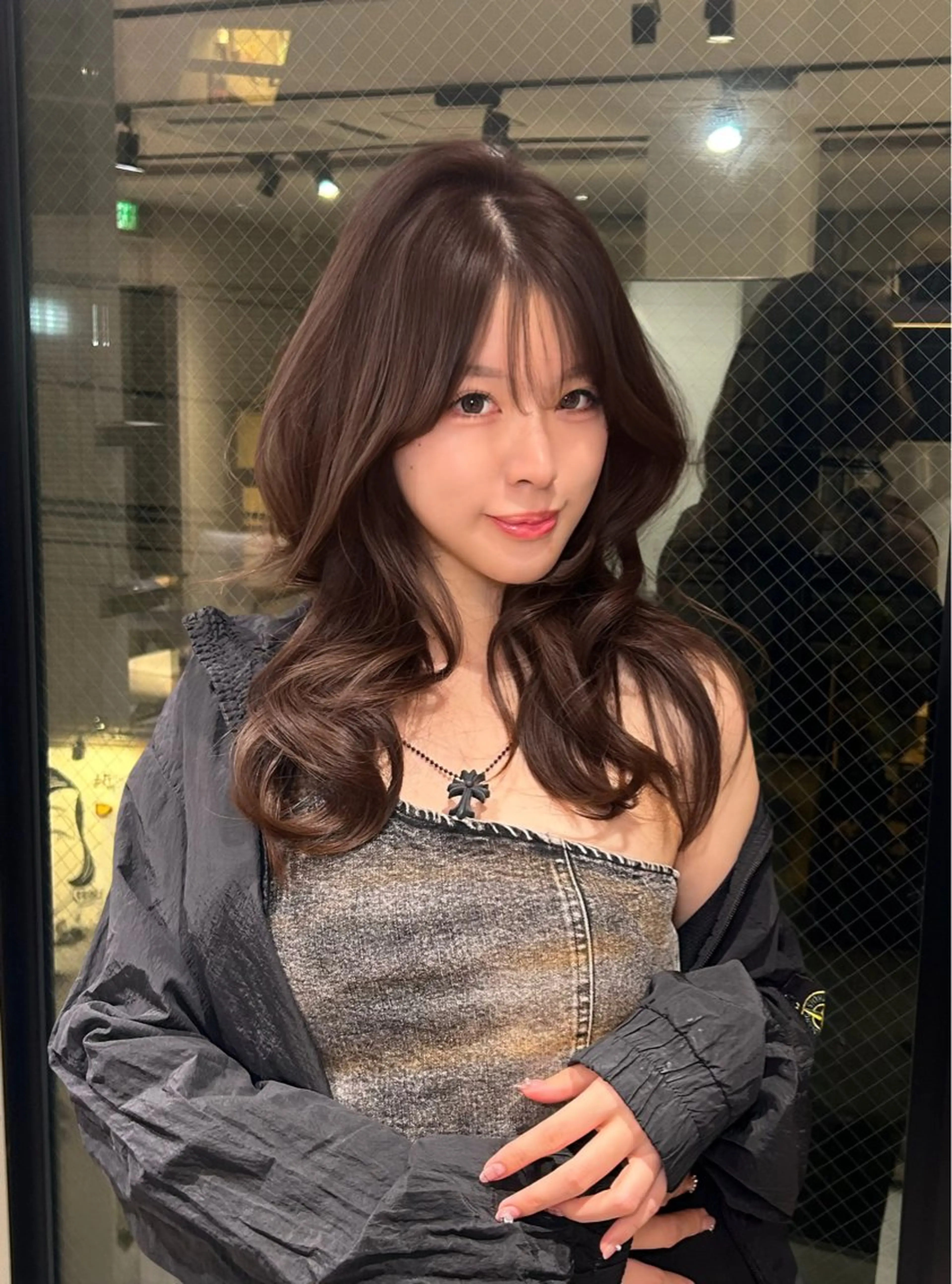 ロング ヘアカラー Qinシェアサロン原宿所属・吉村 駿佑のヘアスタイル