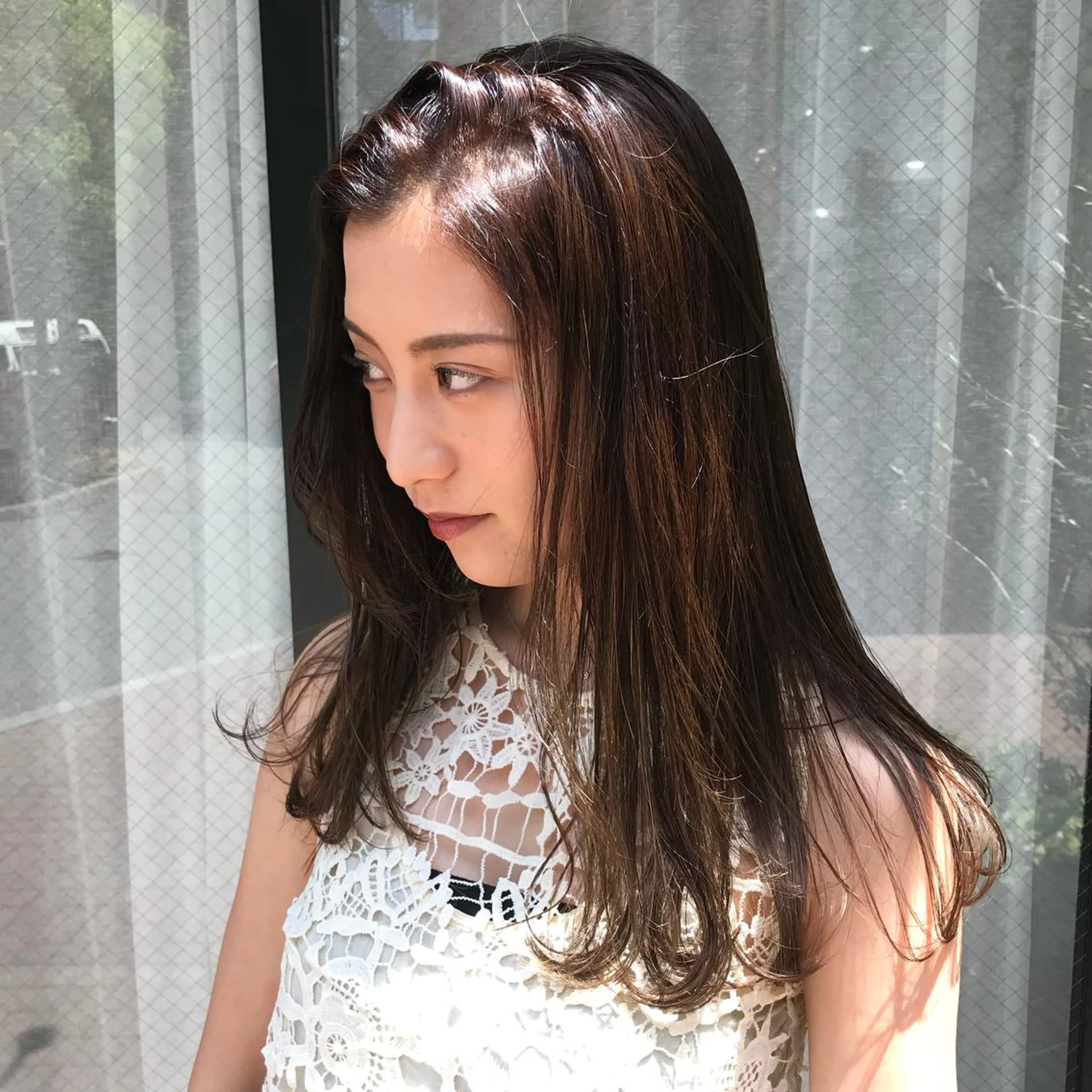 ロング カラー ベージュカラー ハイライトカラー ハイライト ヘアカラー トリートメント レイヤー/顔周り /AKARIのヘアスタイル