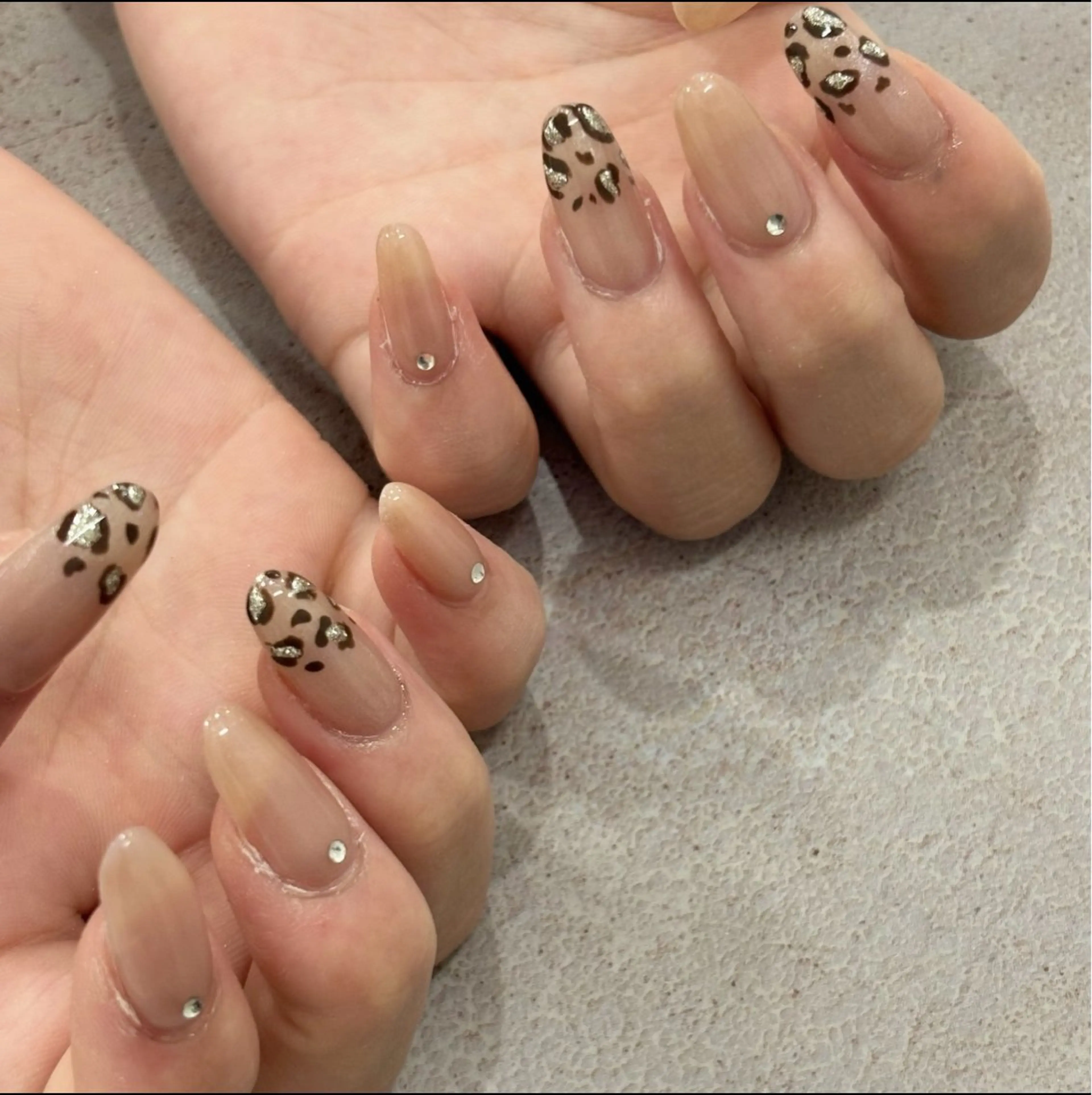 ネイル アニマル柄 アートネイル フレンチネイル ＿white所属・_white 上本町のネイルデザイン