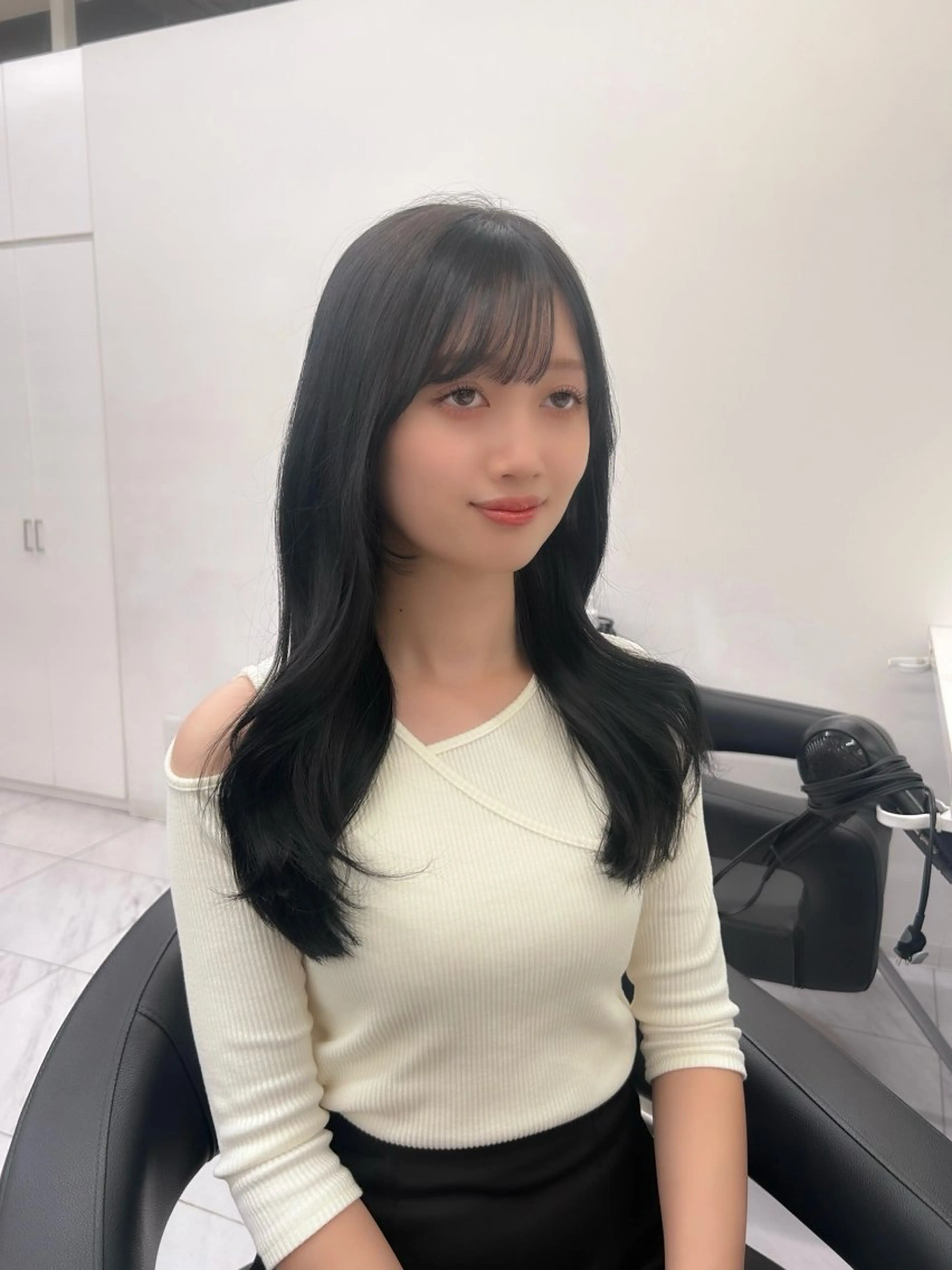 ロング カラー パーマ ヘアアレンジ メンズ キッズ カット ヘアカラー トリートメント ヘアセット ブリーチなしカラー/ ブラウン/レイヤーのヘアスタイル