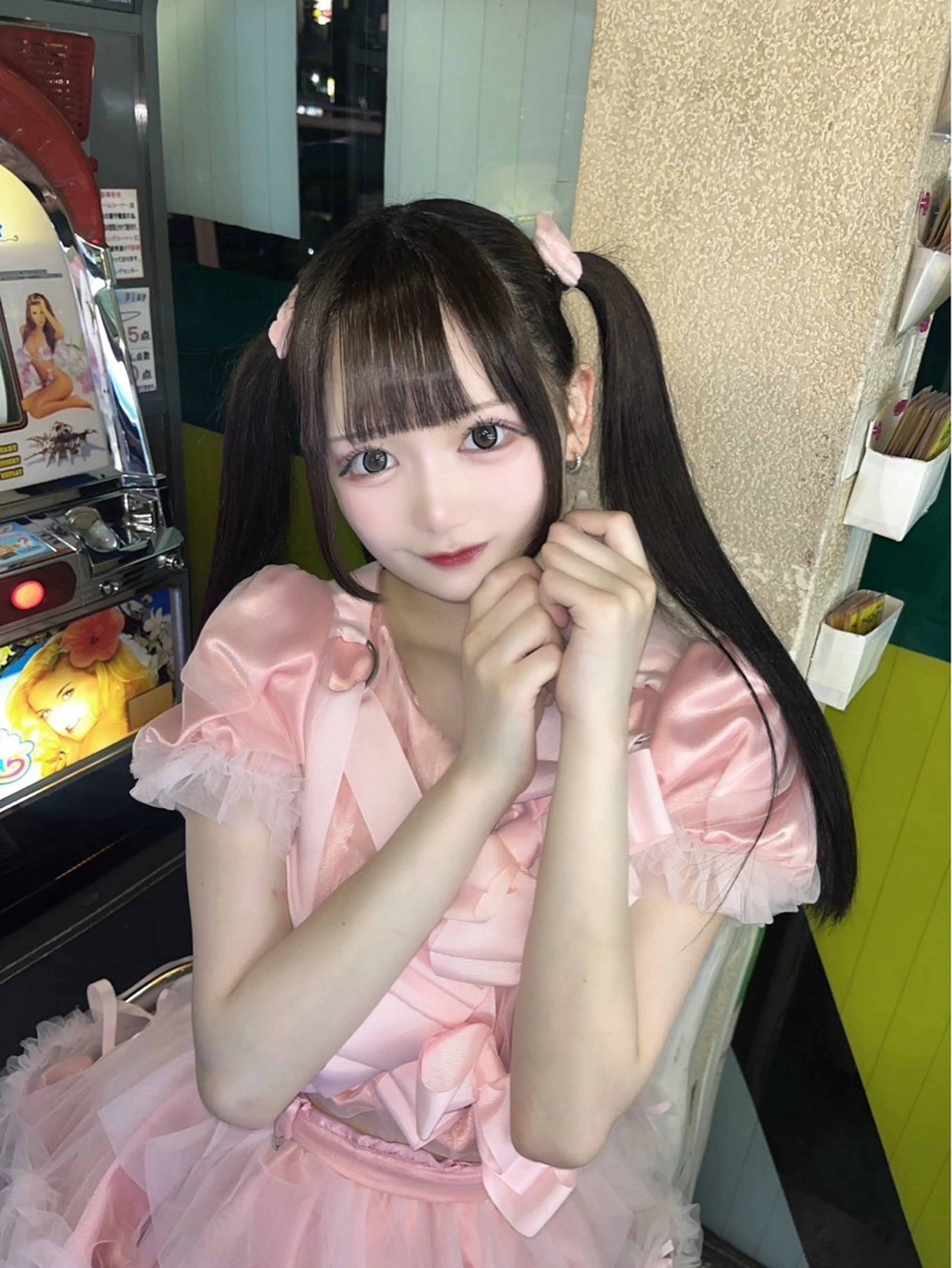 ロング カラー シールエクステ ブリーチ ダブルカラー イヤリングカラー ハイライトカラー カット ヘアカラー トリートメント 🧸髪質改善ケアカラ ー/アイドル前髪🧸のヘアスタイル