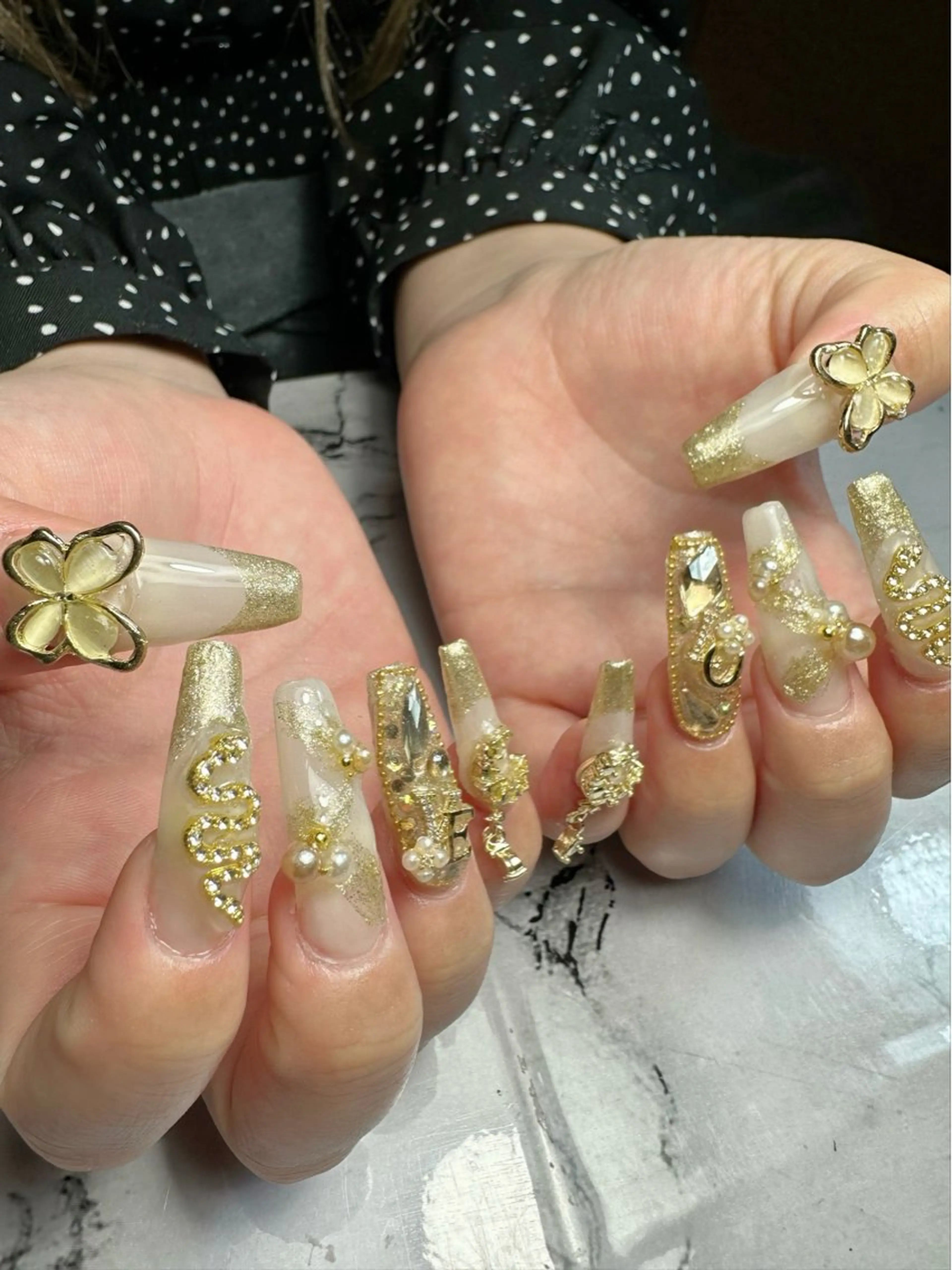 ネイル 新山 聖のネイルデザイン