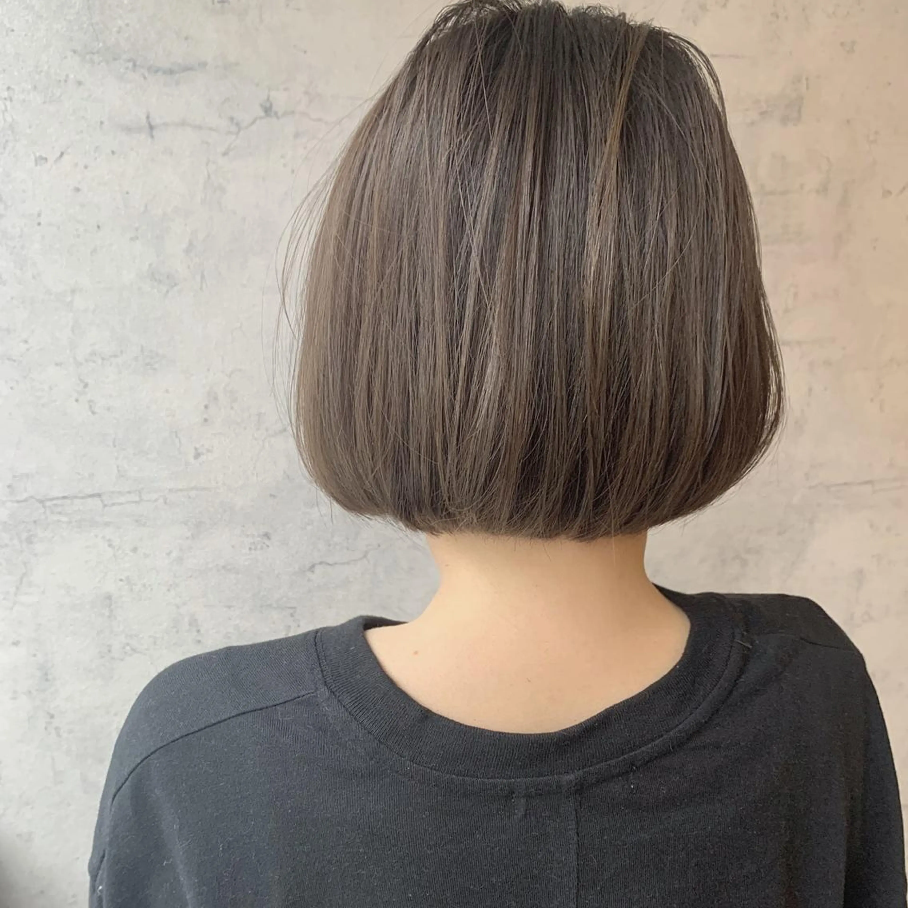 ミディアム カラー ブルーカラー グラデーションカラー グレージュ ハイライトカラー オレンジ カット ヘアカラー トリートメント toiro by lien hair atelier所属・池田 真由美のヘアスタイル