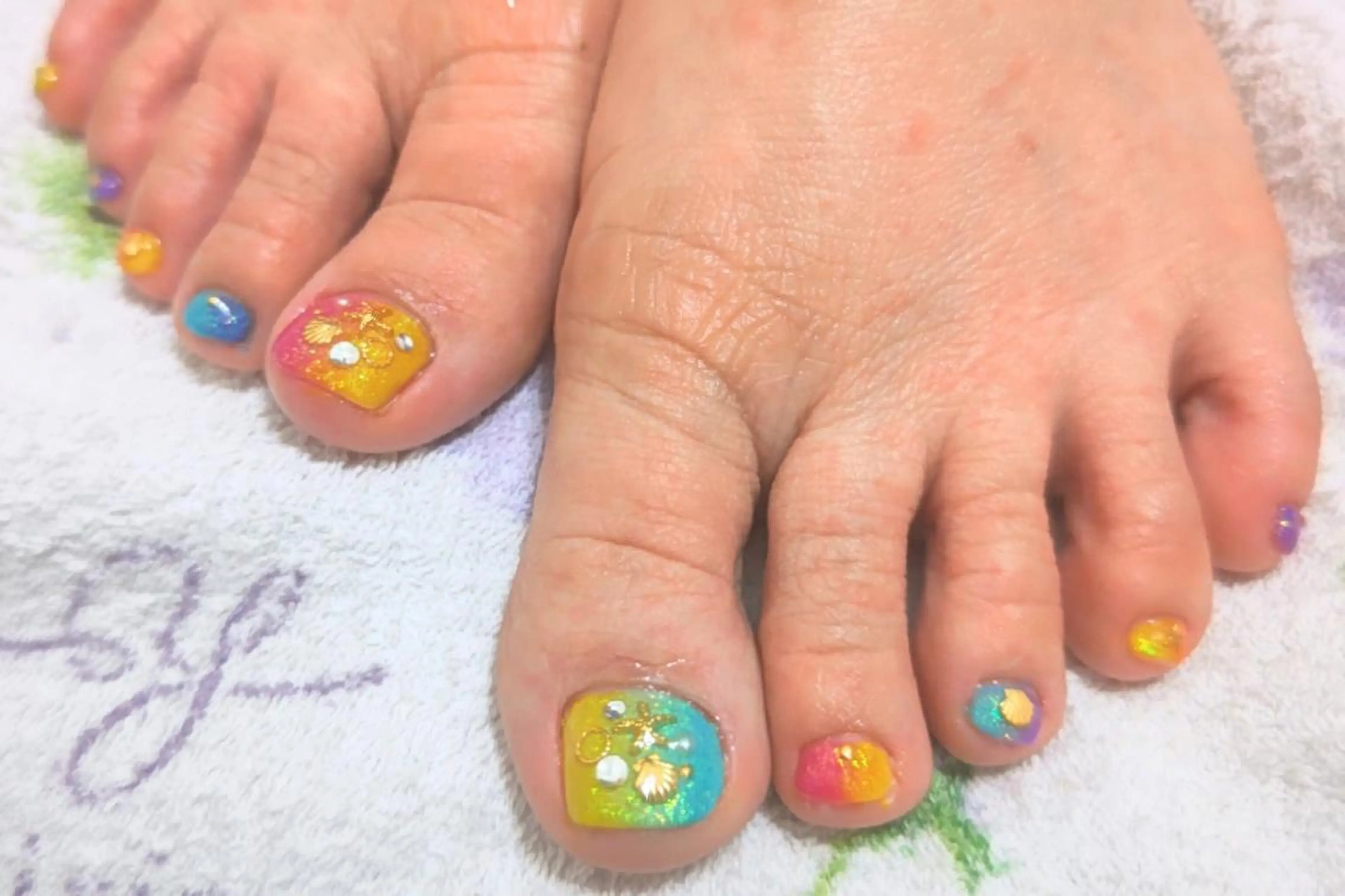 ネイル アートネイル フットネイル ジェルネイル あんきち    のネイルデザイン