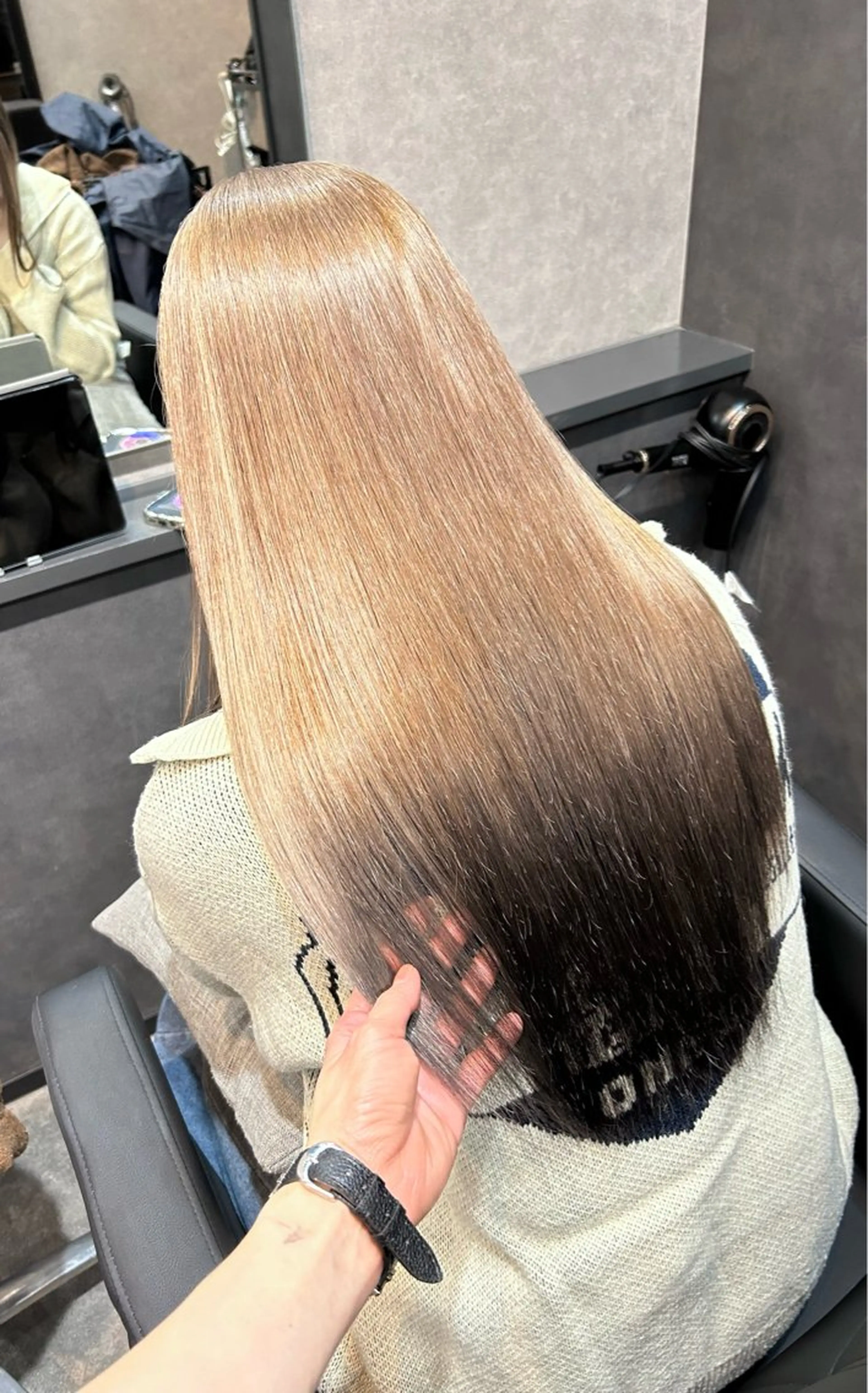 ロング カラー ヘアカラー トリートメント miharu‪‪/ ハイトーン/複雑履歴のヘアスタイル