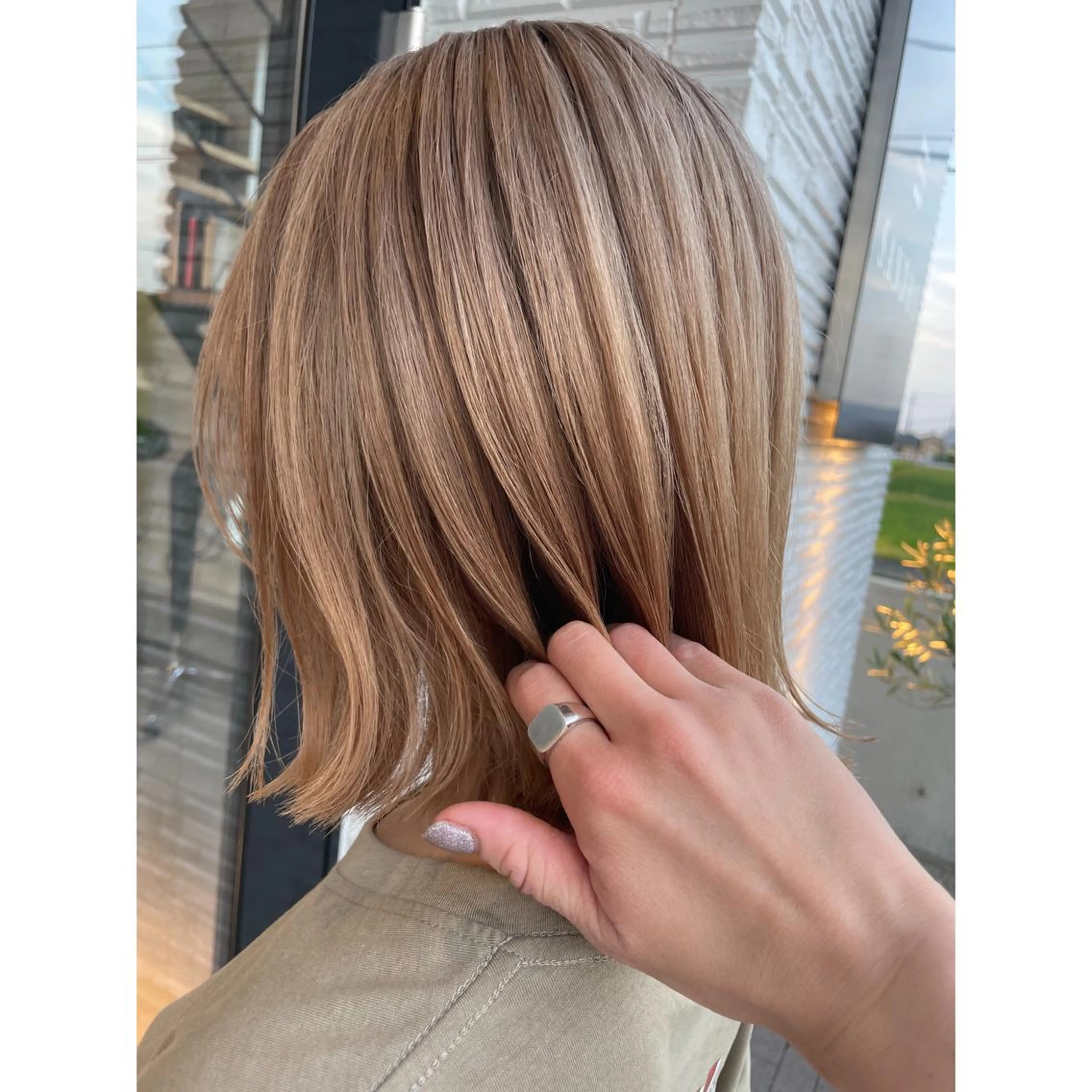 ミディアム カラー 外ハネヘア SANDRO所属・SANDRO eno☺︎のヘアスタイル