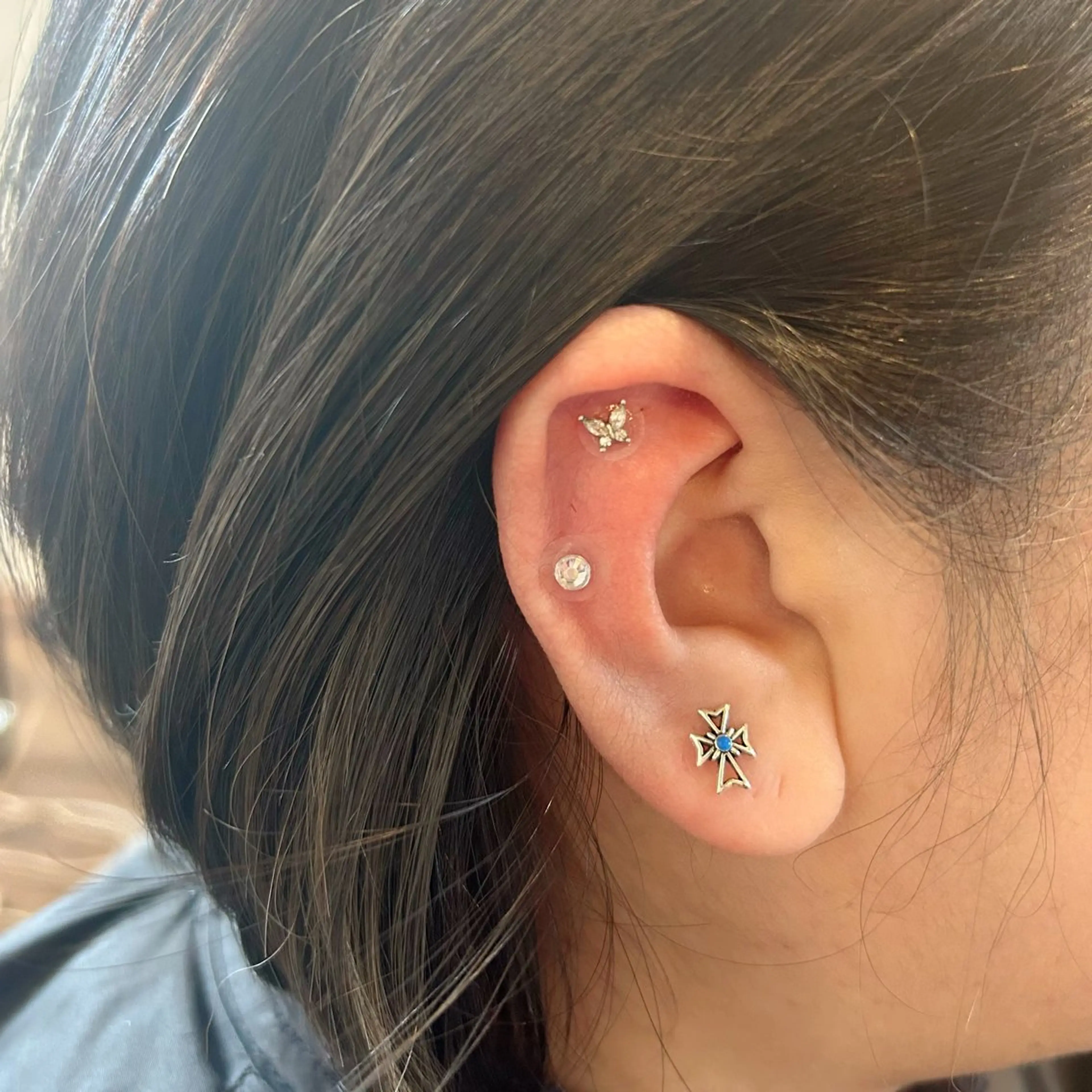 耳ツボジュエリー🩰両耳6粒☁️の写真