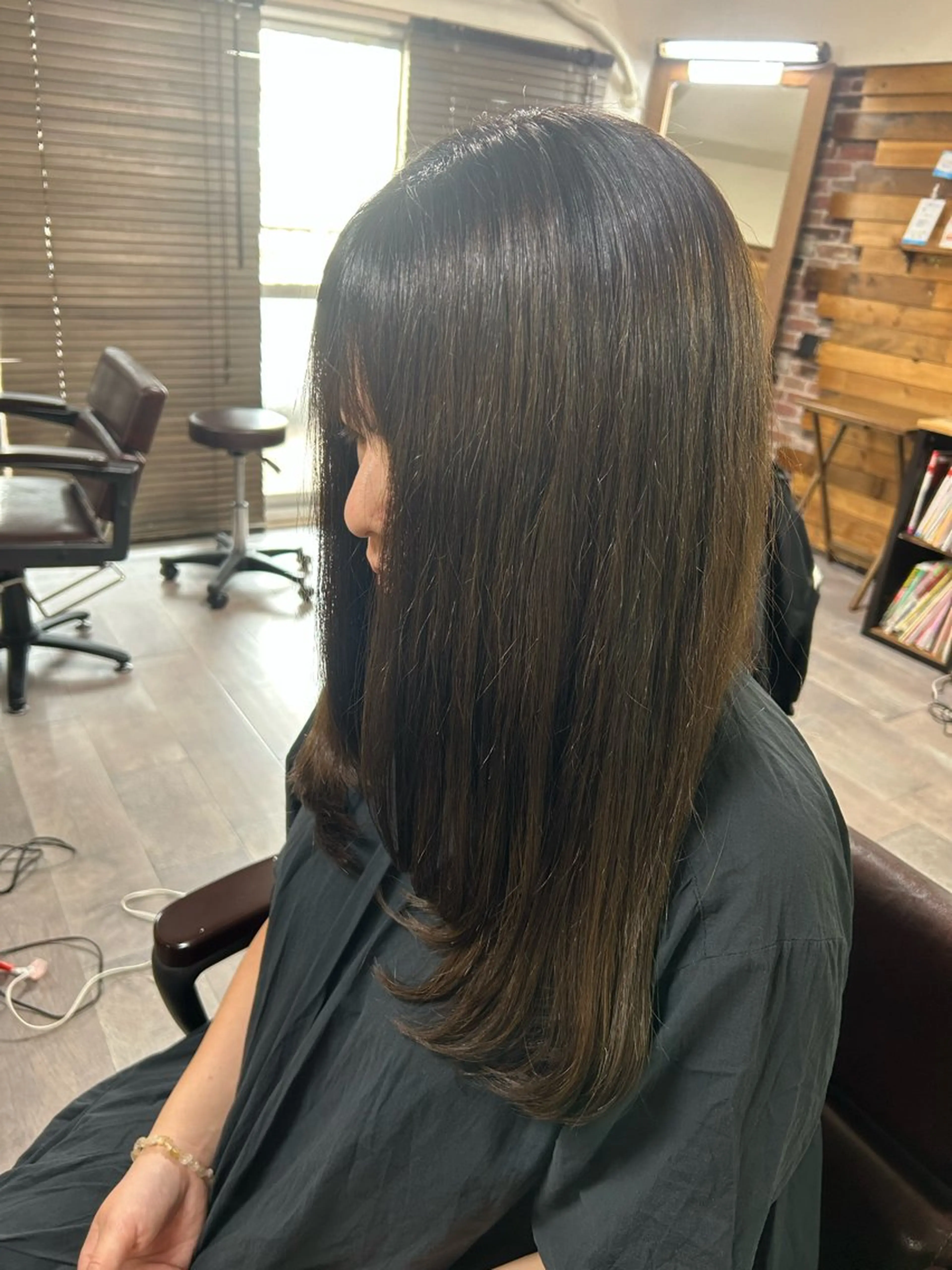 ロング カラー ヘアカラー トリートメント 🌈アイスアウト🌈 Mahoのヘアスタイル