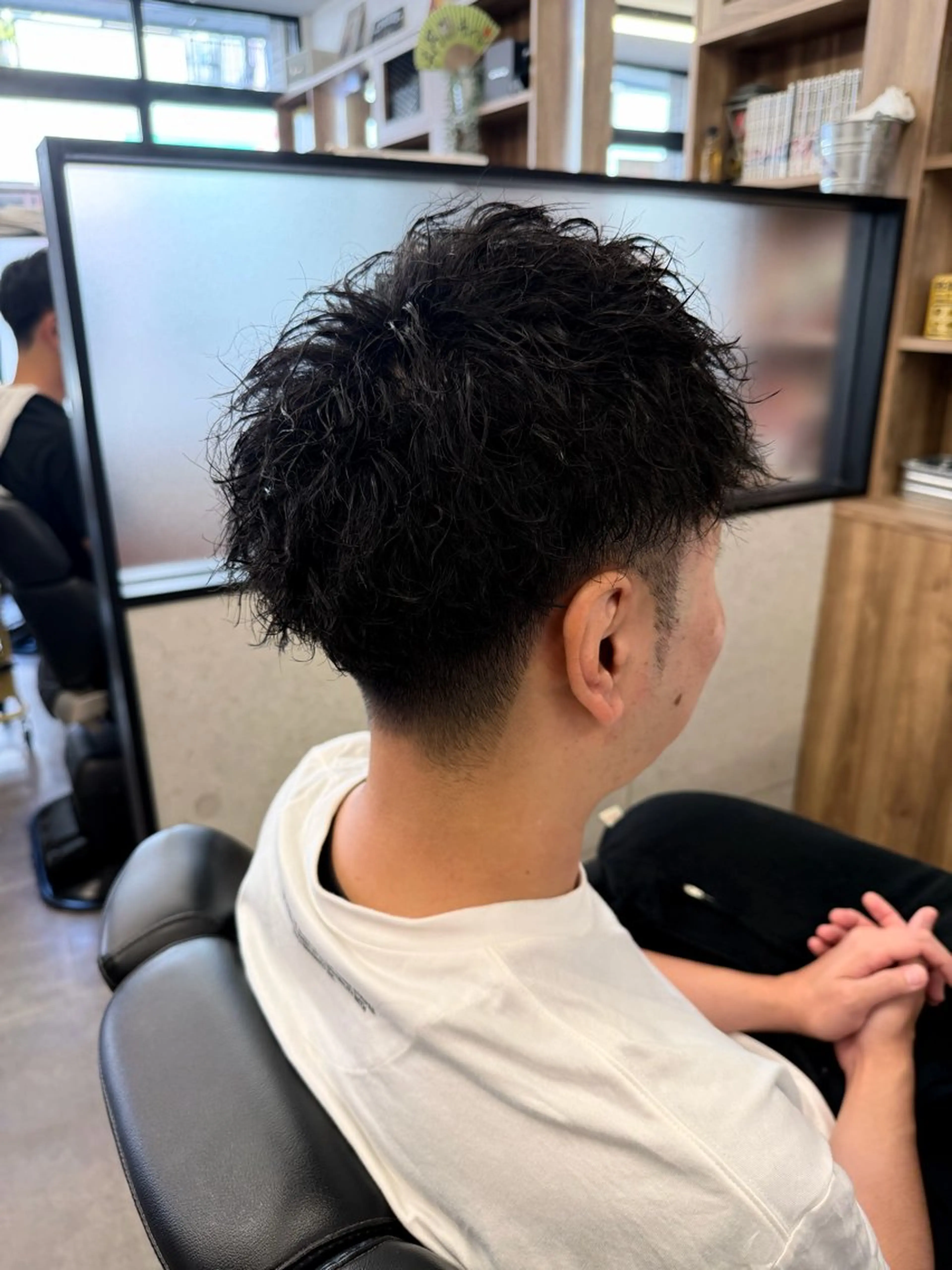 ショート メンズ 鈴木 一也のヘアスタイル