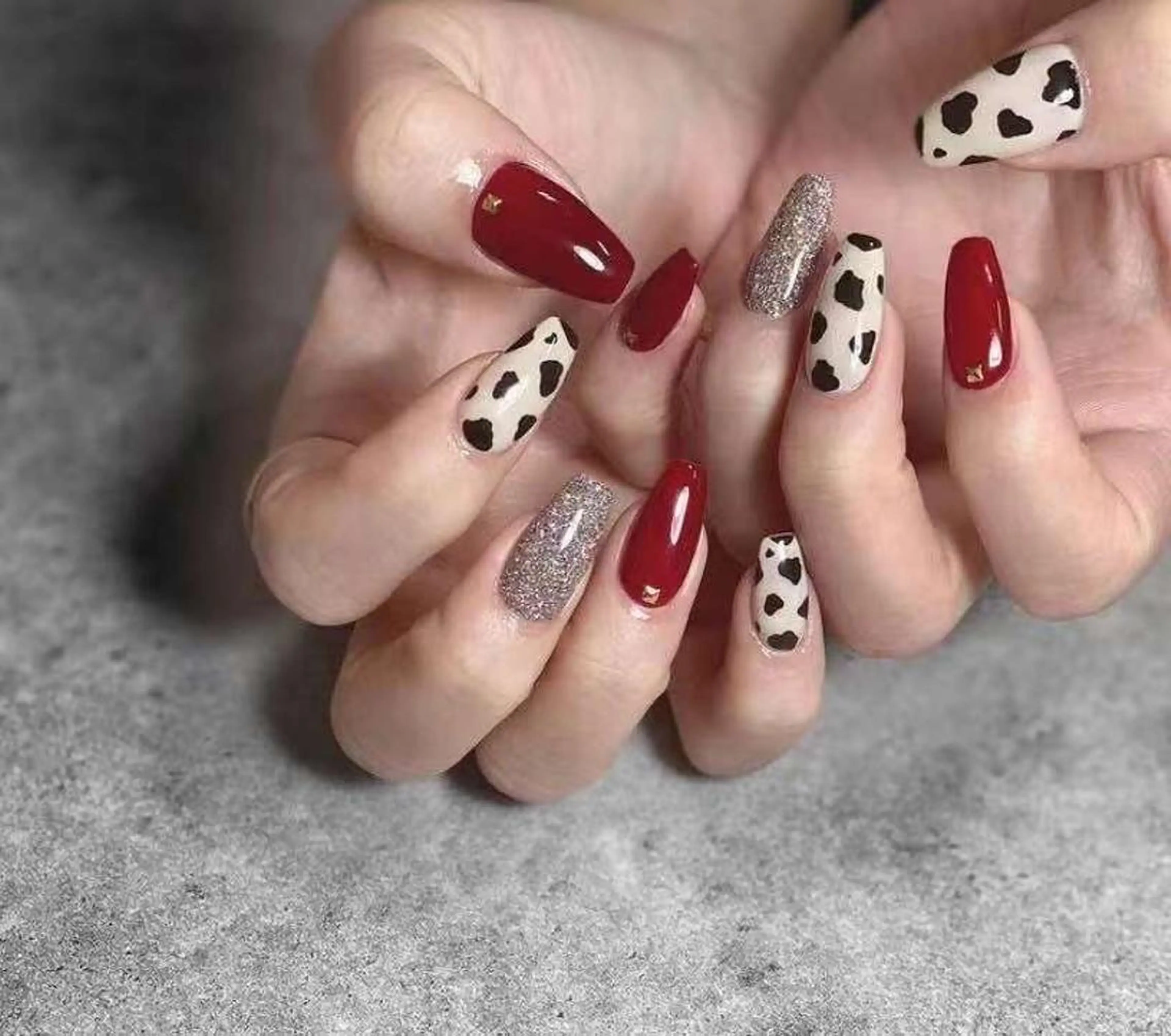 ネイル VIVIAN エイのネイルデザイン