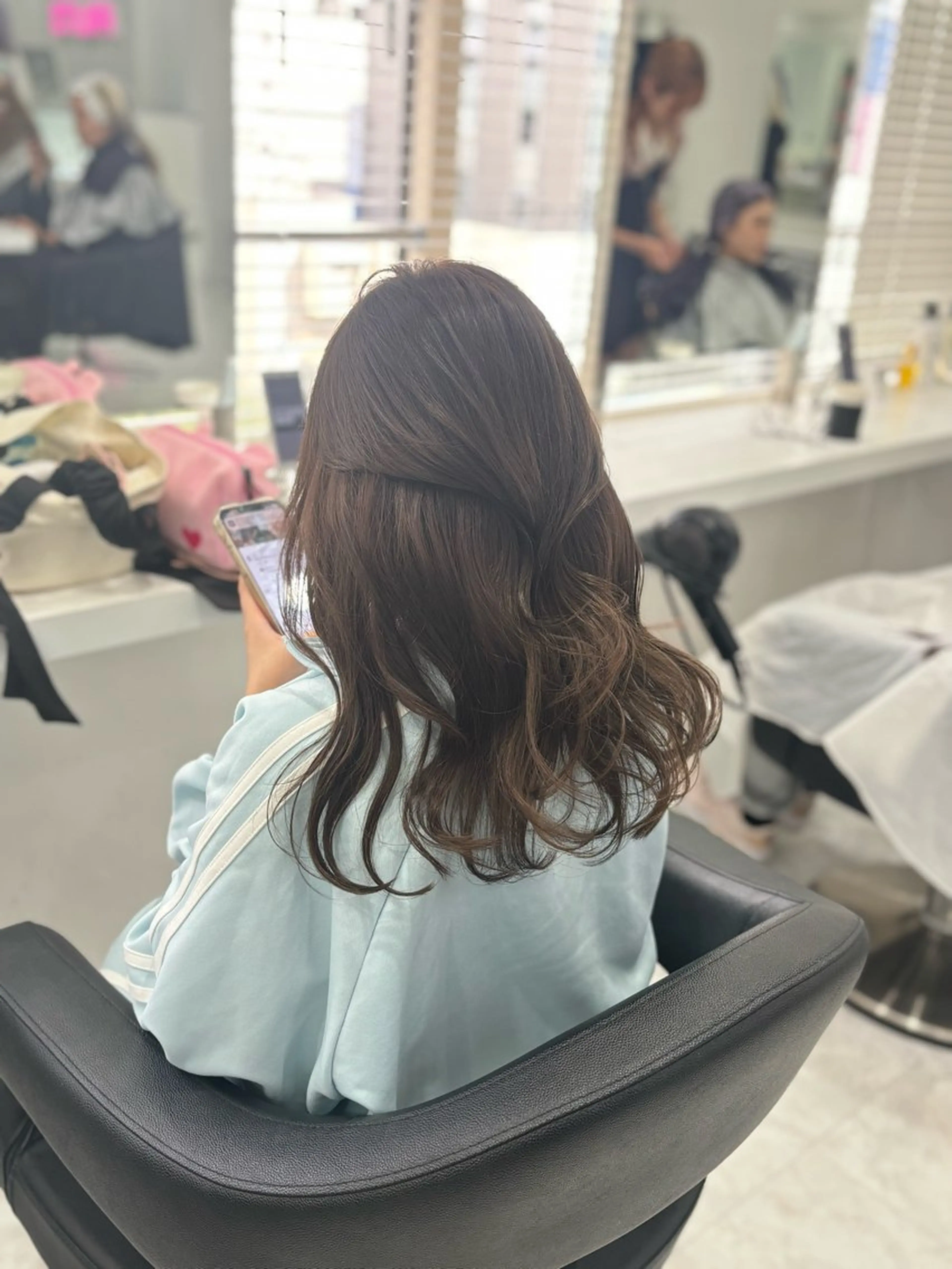 ロング まろっと艶感ブラウン ベージュ🤍まなかのヘアスタイル