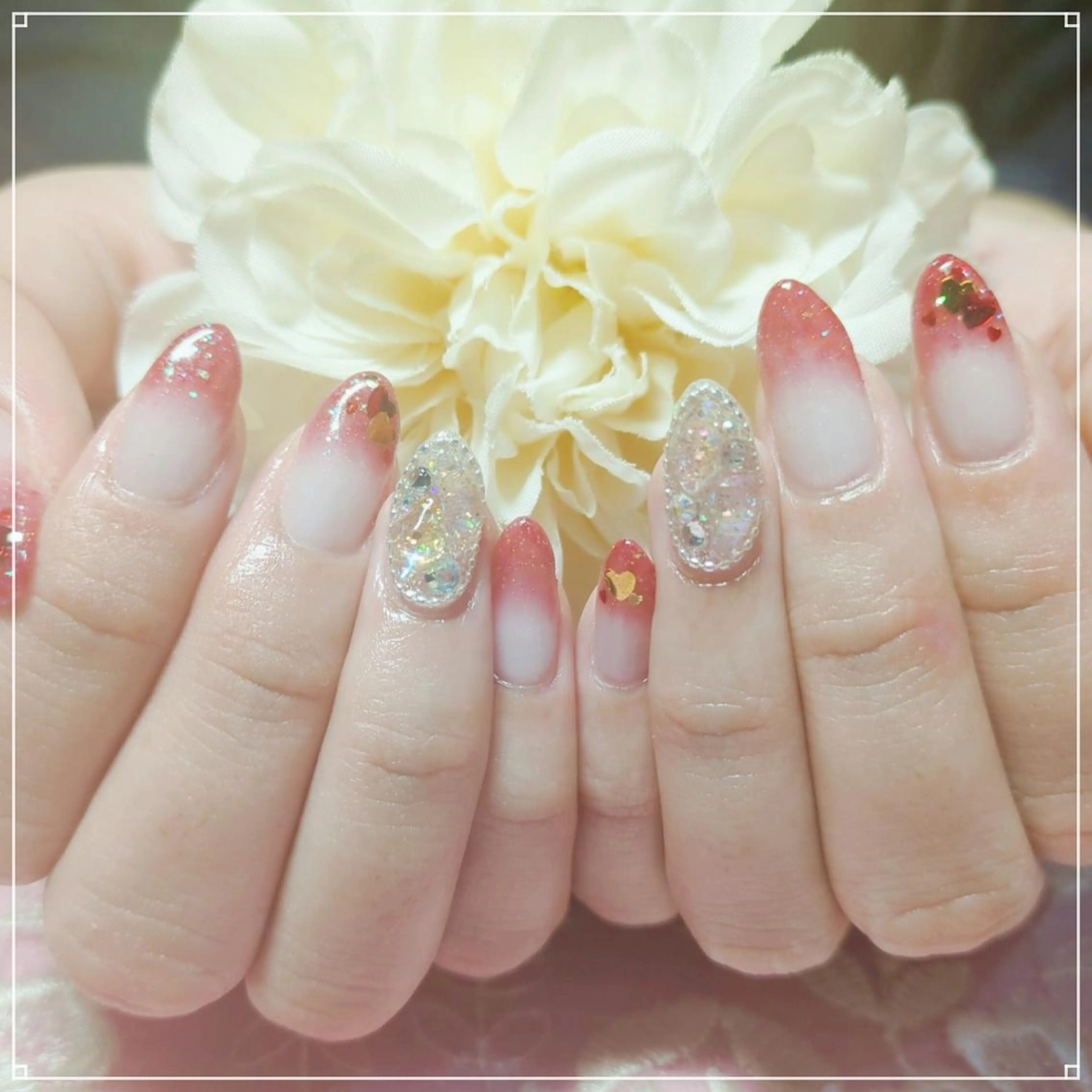 ネイル 山田 麻衣のネイルデザイン