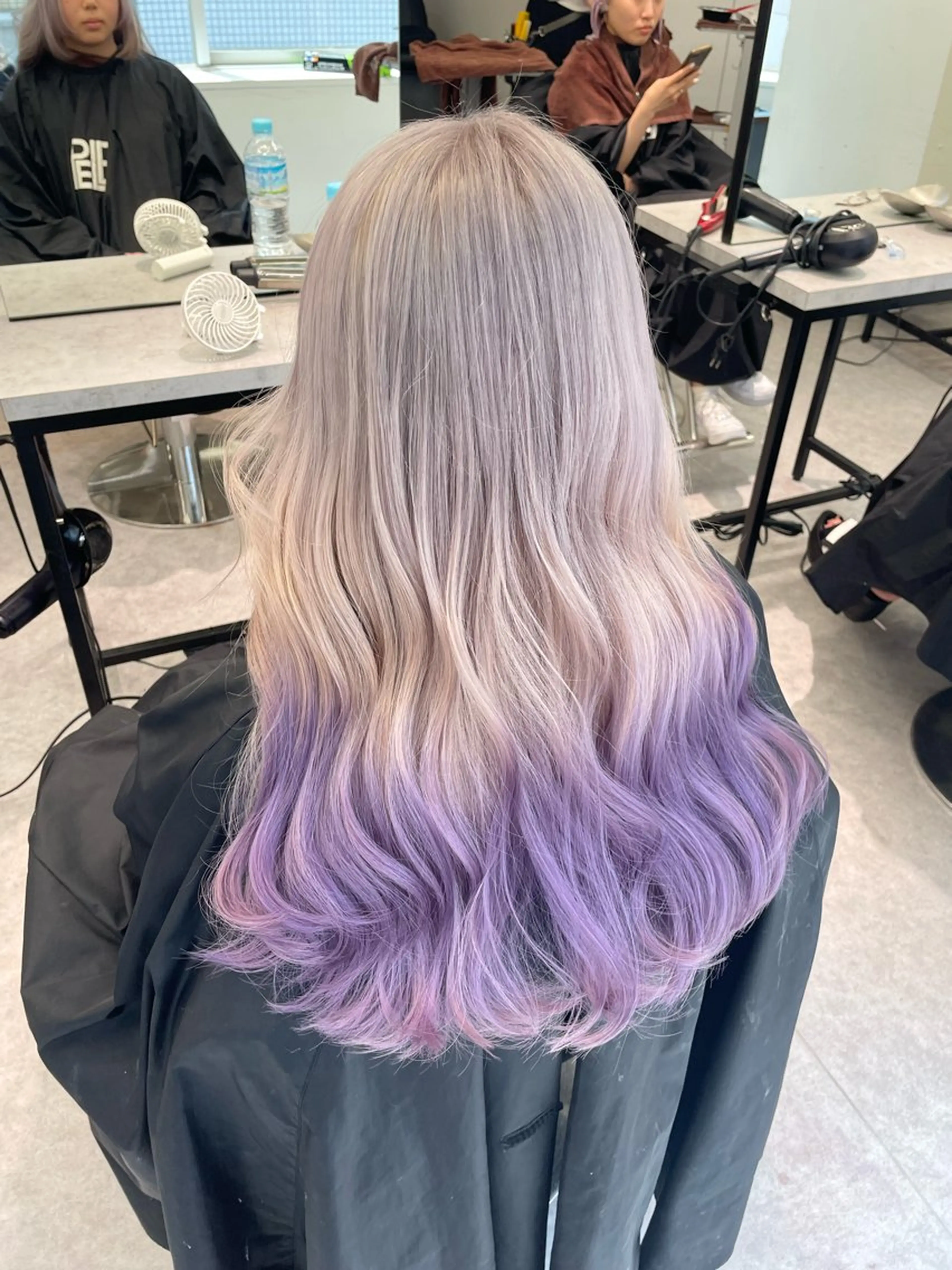 ロング 韓国ハイトーン🦋 hikariのヘアスタイル