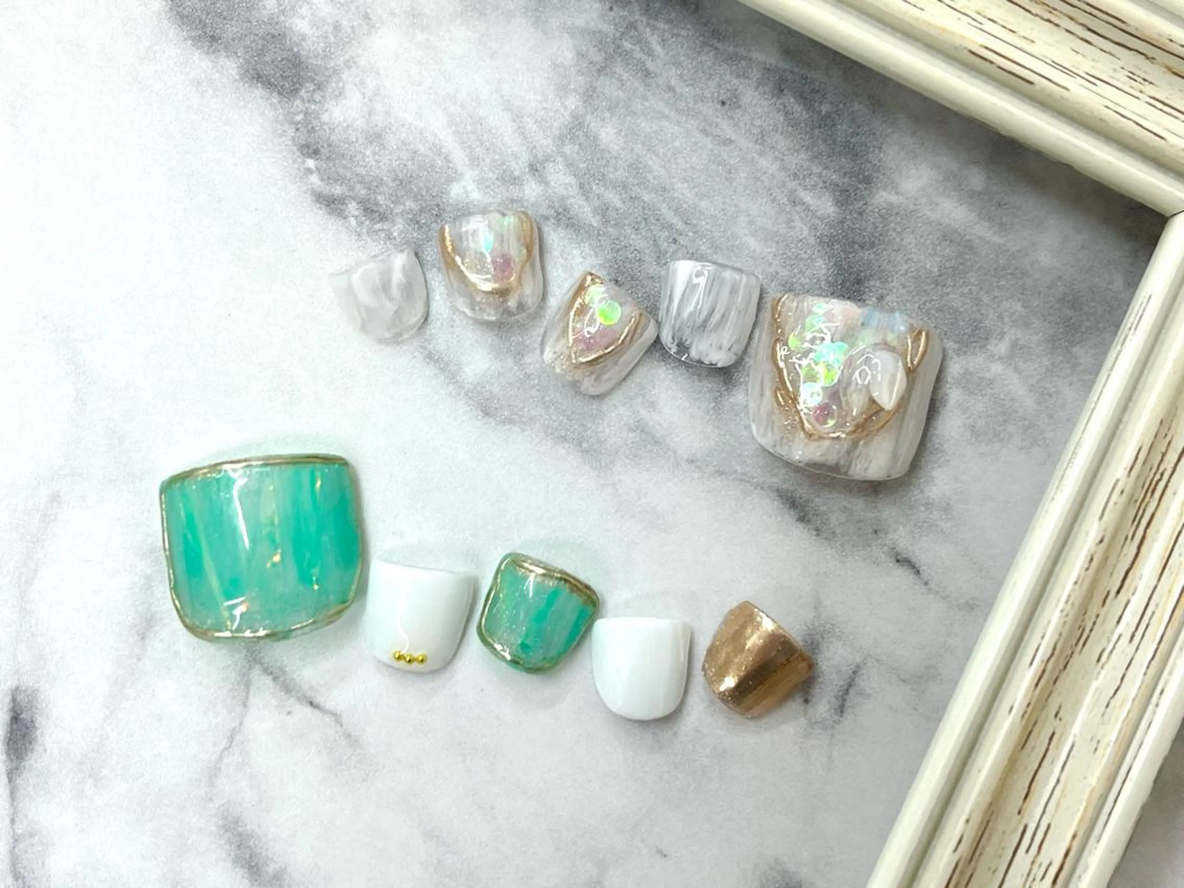 ネイル フットネイル Regene ARAKIのネイルデザイン