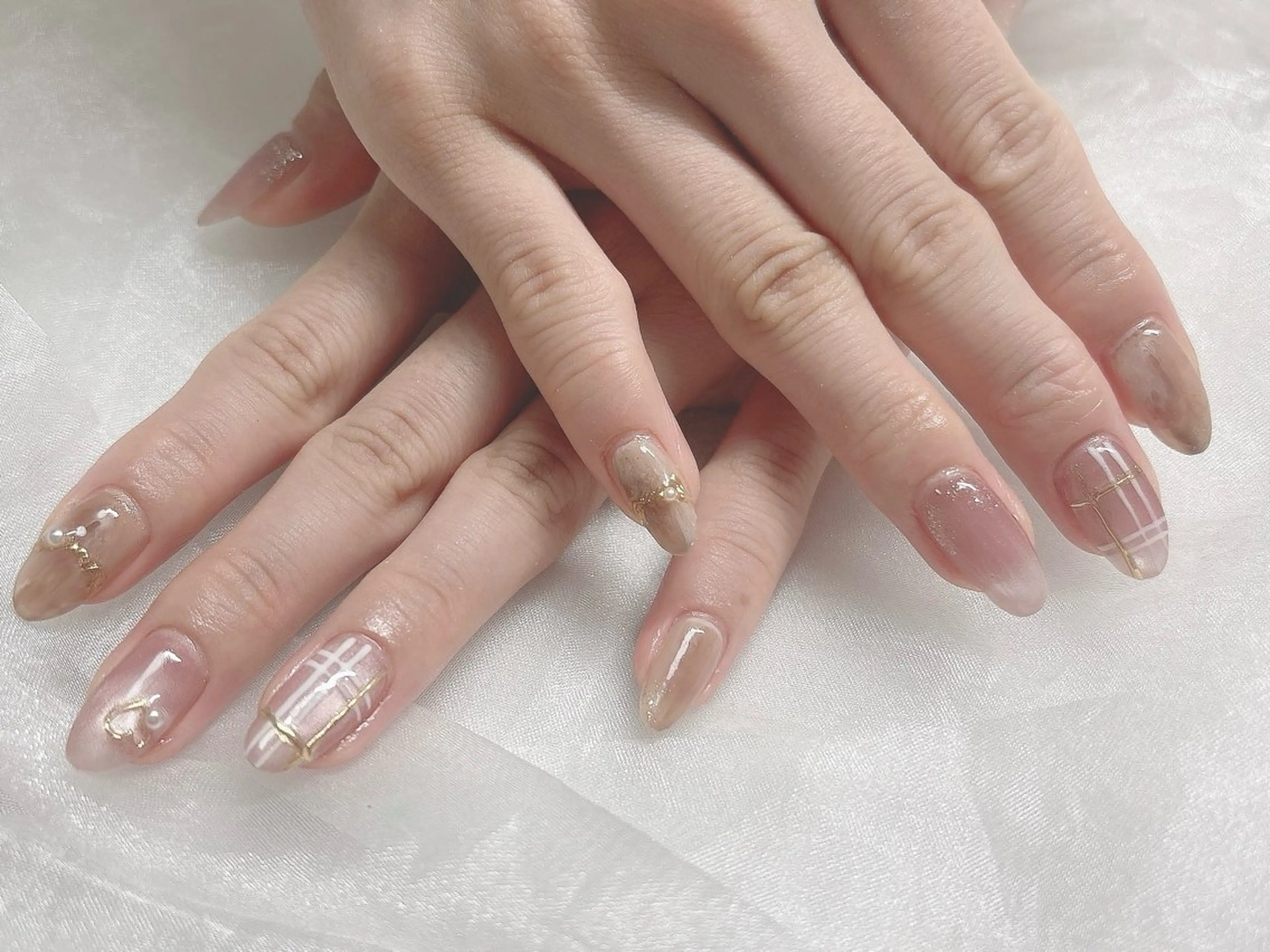 ネイル マグネットネイル ニュアンスネイル ピンク ハンドネイル BABY LION :Fumiyoのネイルデザイン