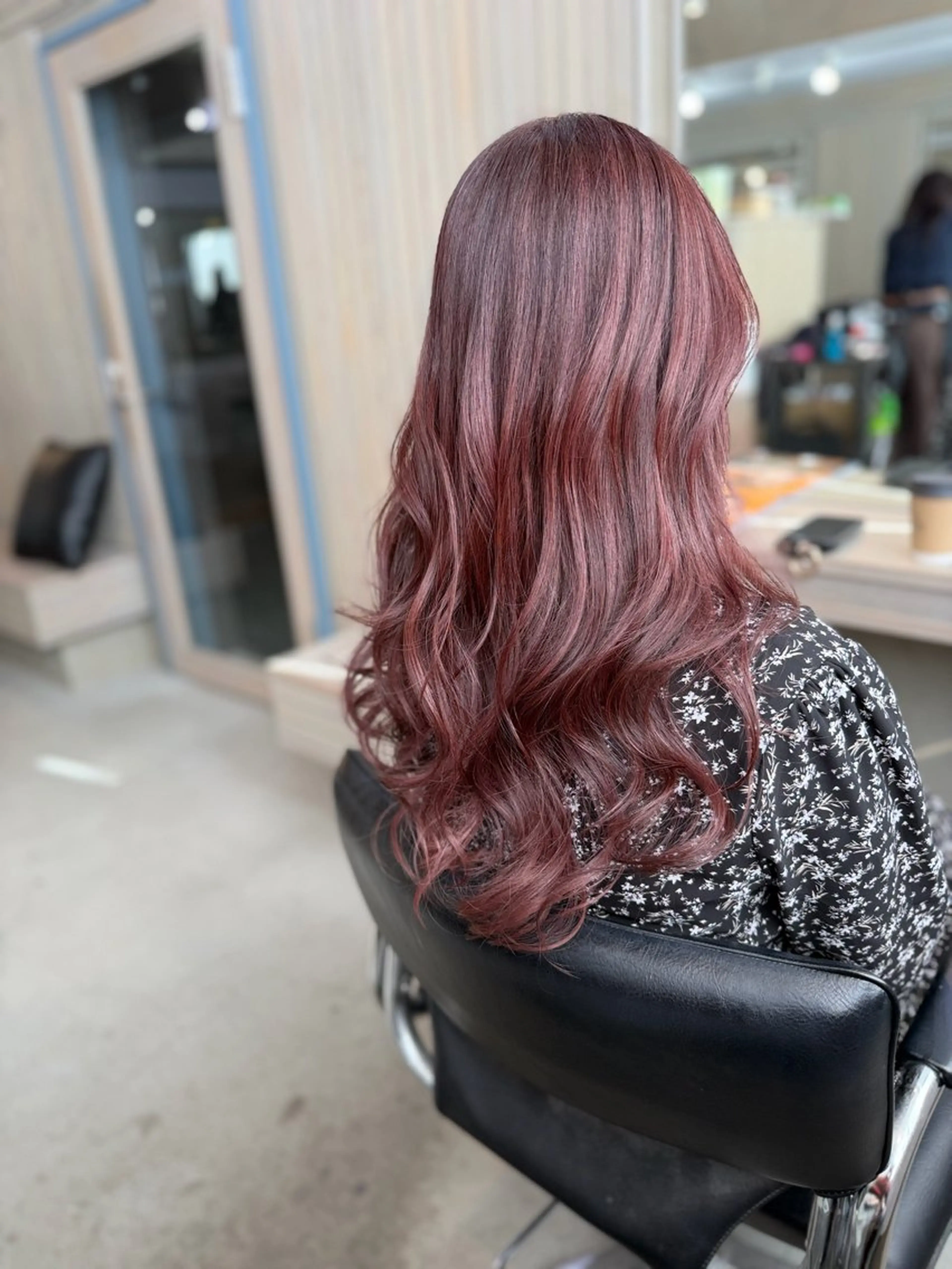 ロング カラー ヘアカラー トリートメント 中嶋 【ナカジマ】のヘアスタイル