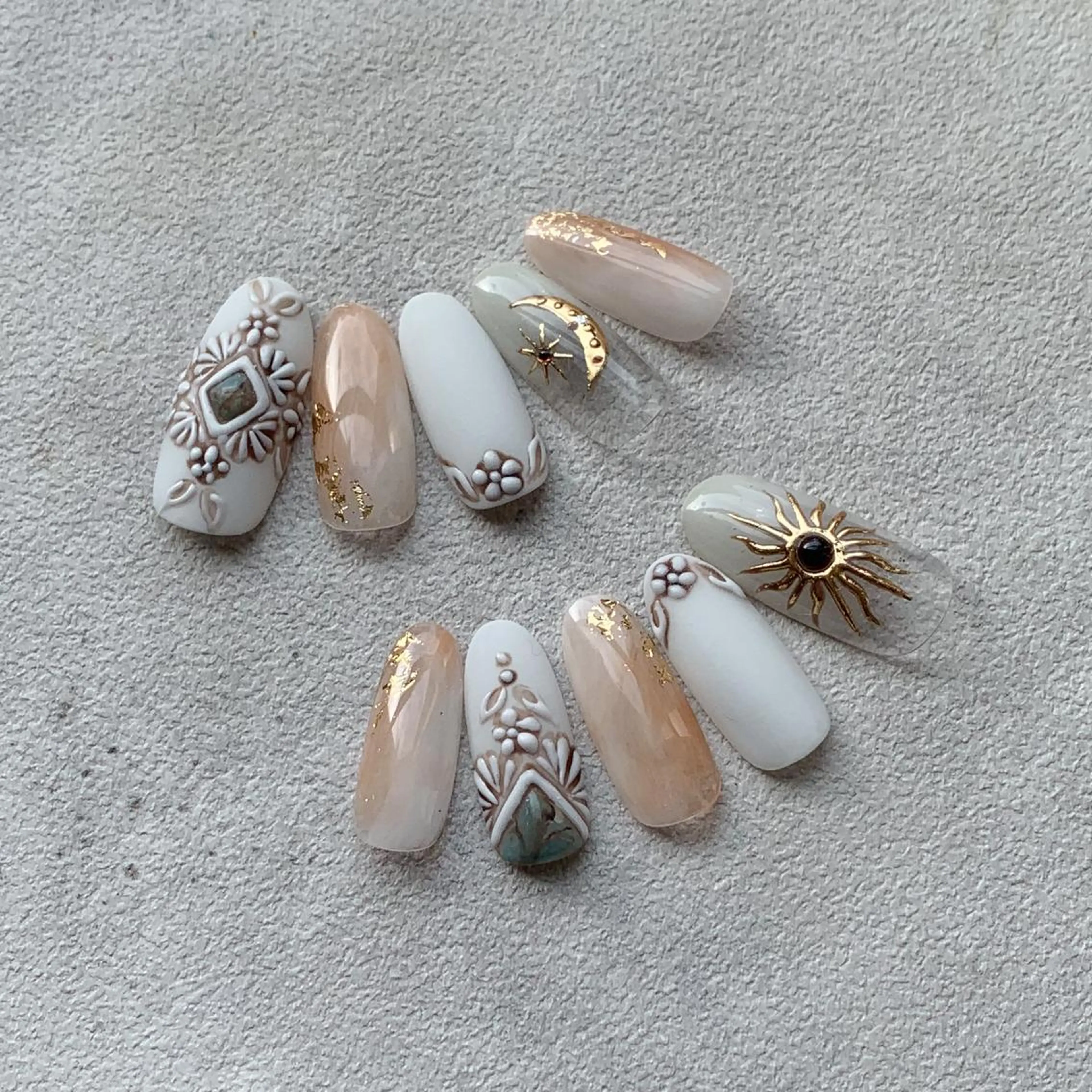 ネイル ハンドネイル atelier　FIORITURA所属・FIORITURA aiのネイルデザイン