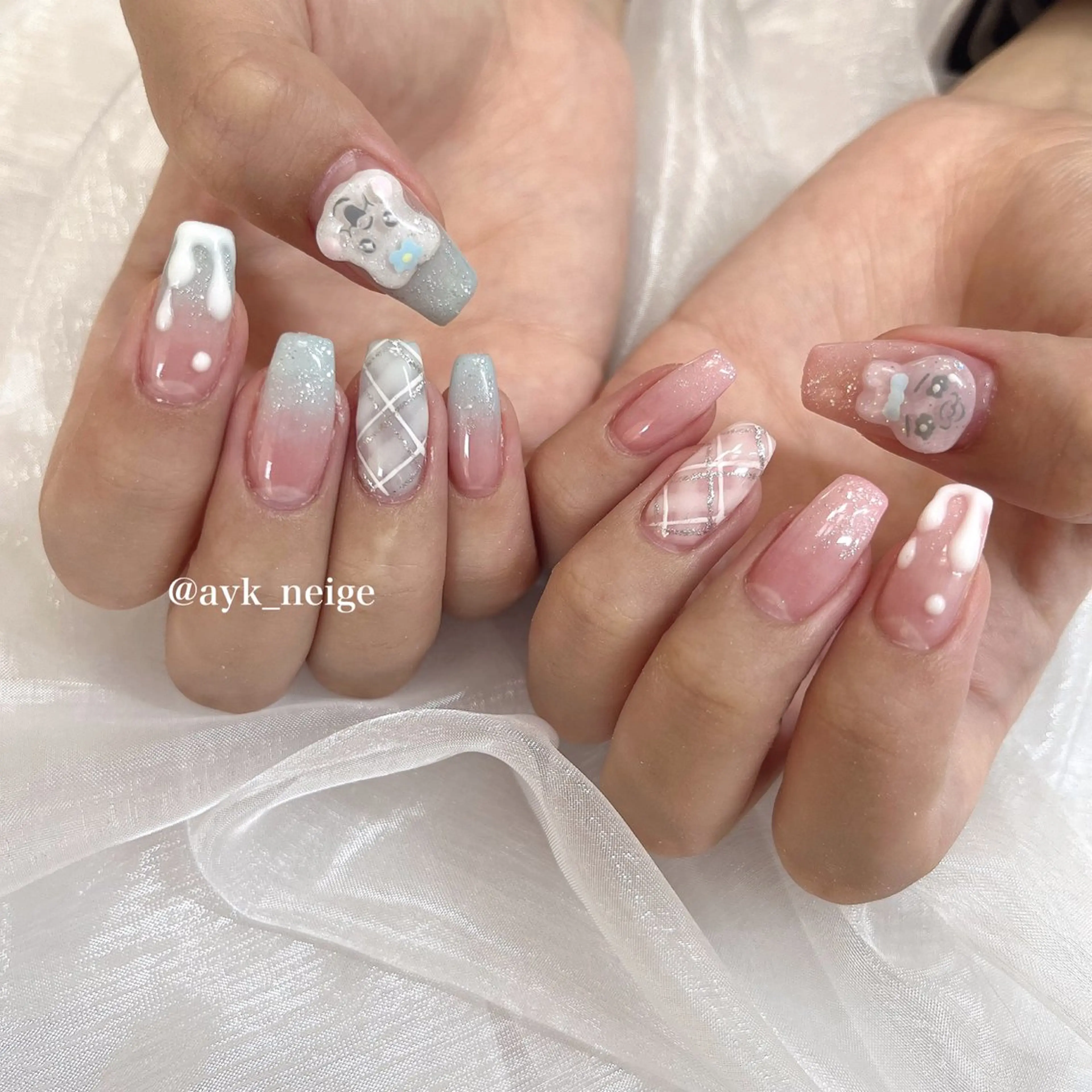 ネイル フットネイル キラキラネイル 韓国ネイル リボン n'eige nail所属・大谷 綾香のネイルデザイン