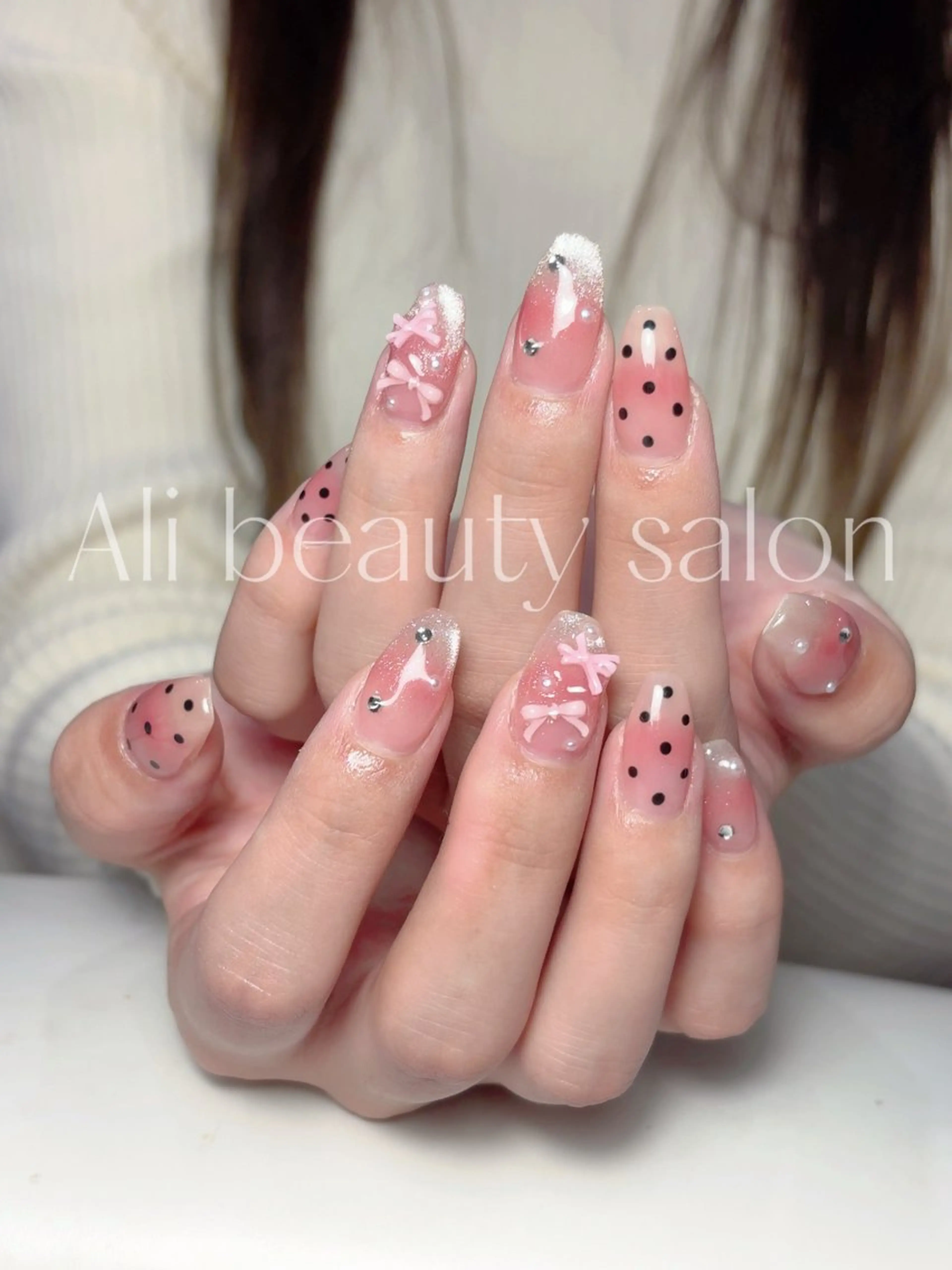 ネイル チークネイル フレンチネイル マグネットネイル マグネットフレンチ 持ち込み ハンドネイル Ali 新小岩 ネイル専門のネイルデザイン