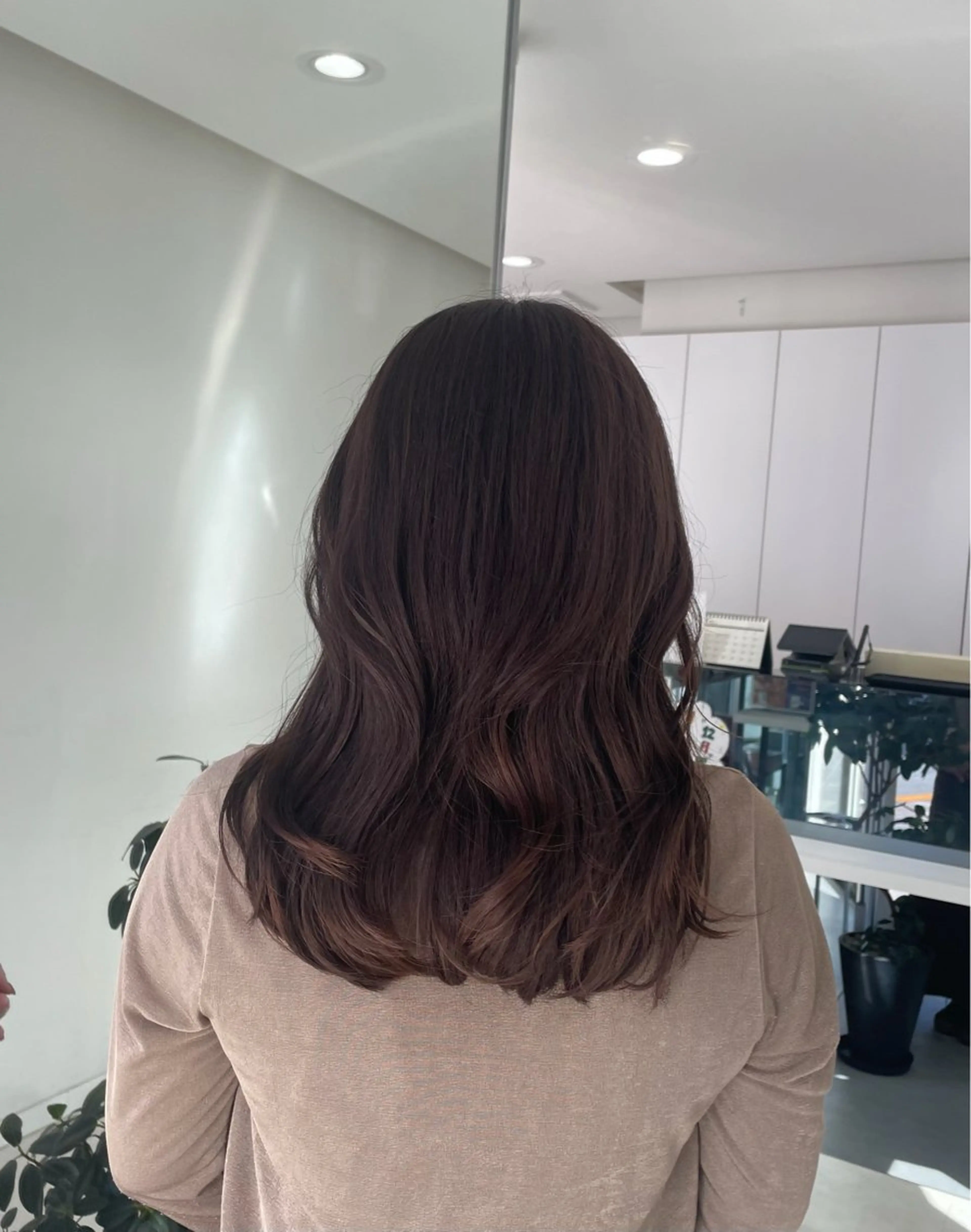 セミロング カラー ヘアカラー トリートメント ヘアセット グレージュ/ベージュ /経堂/sana🌱のヘアスタイル