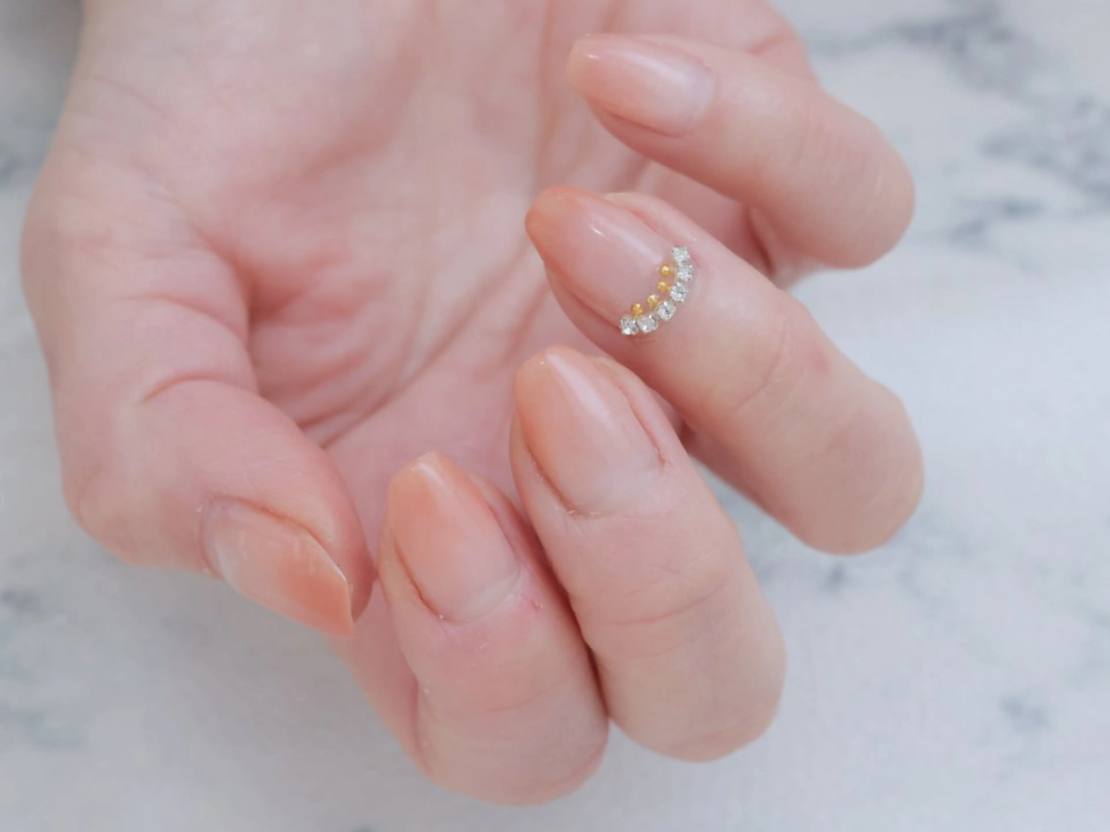 ネイル studio bello所属・studio belloの眉毛・アイブロウイメージ