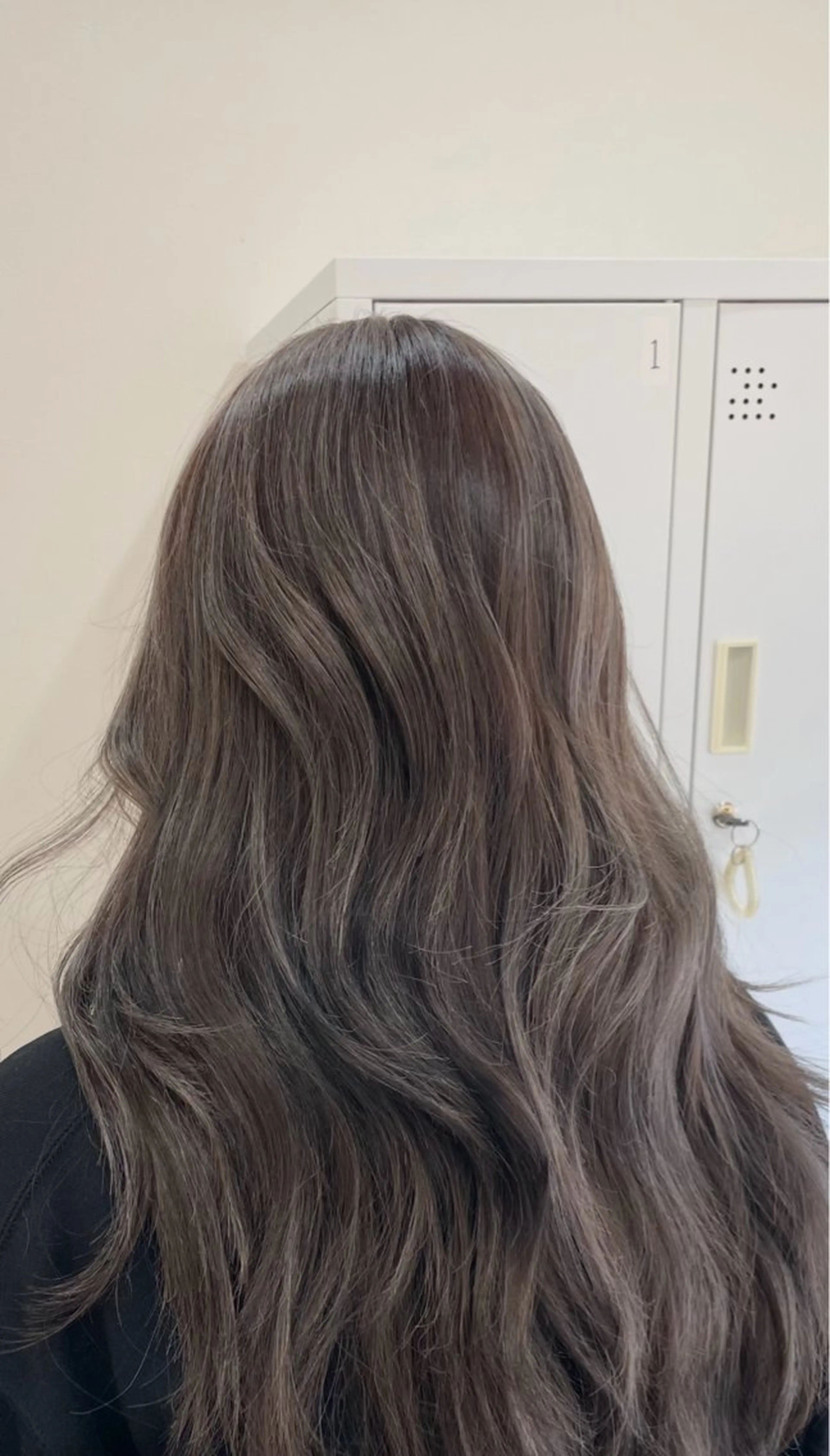 ロング カラー グレージュ ハイライトカラー ハイライト hair terrace M所属・郡山/透明感カラー /馬場アンドレアのヘアスタイル