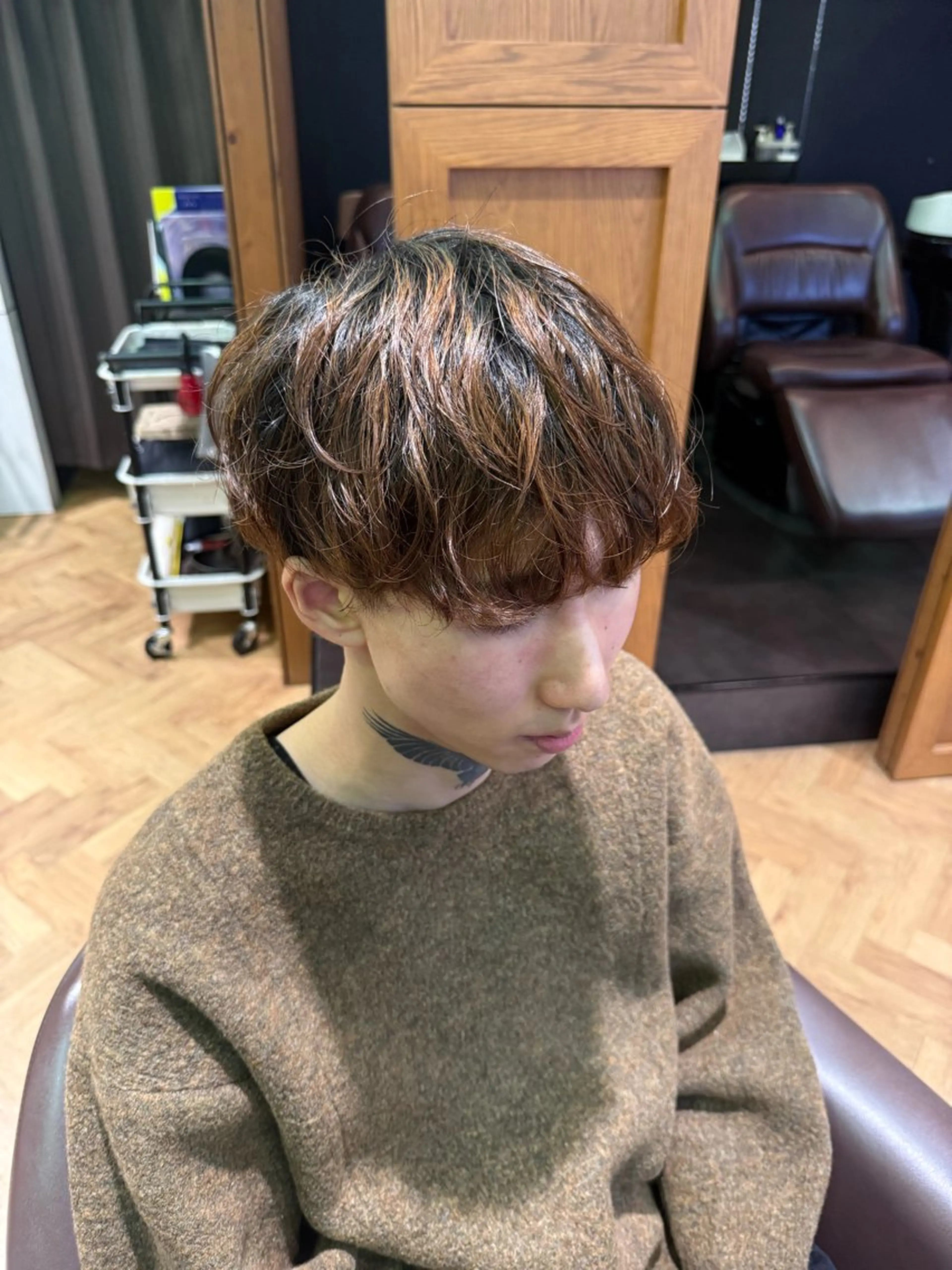 ショート パーマ メンズ 溝口 槙里也のヘアスタイル