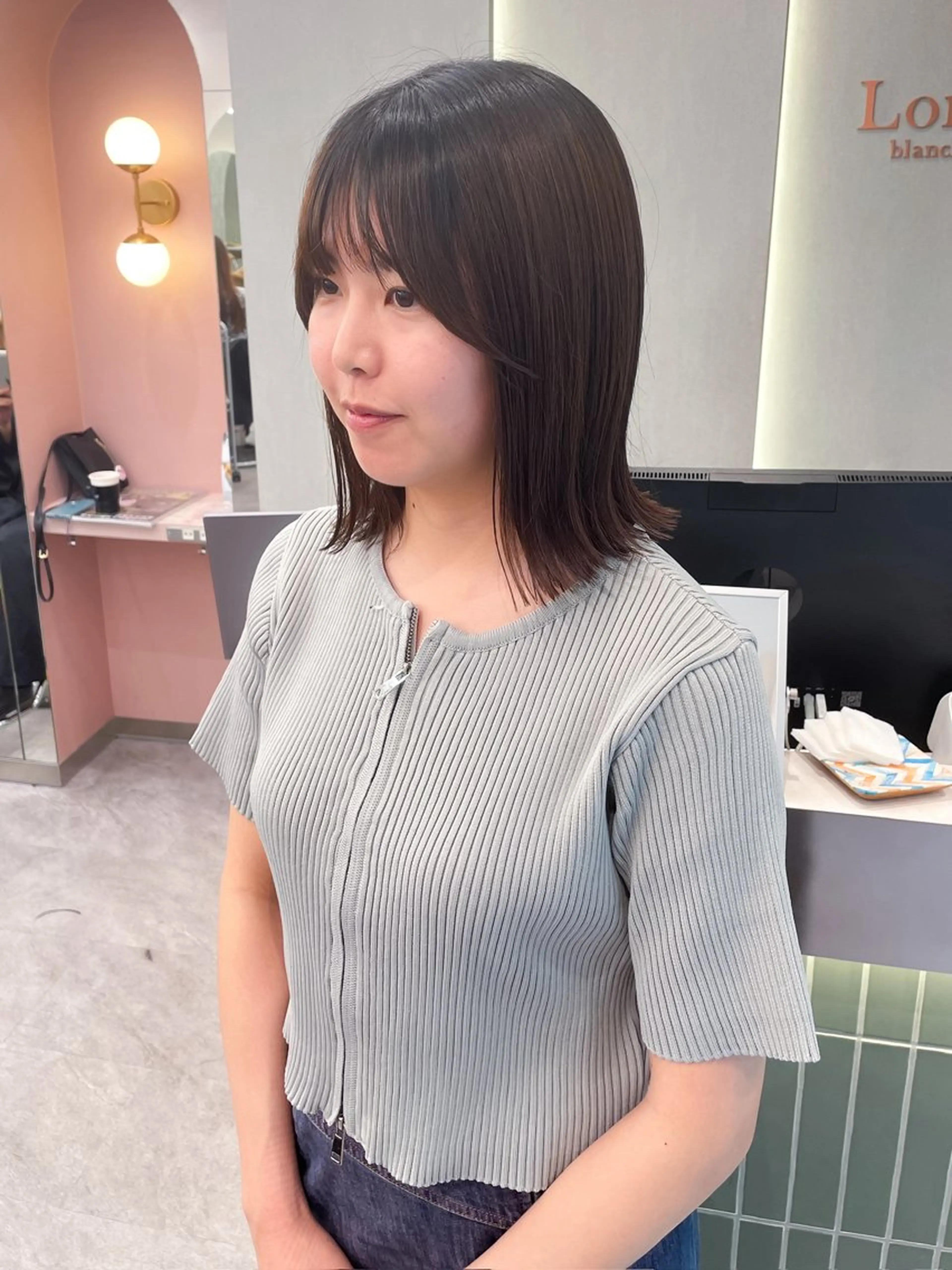 ミディアム ストンボブ/レイヤー 艶カラー💎ヒデジのヘアスタイル