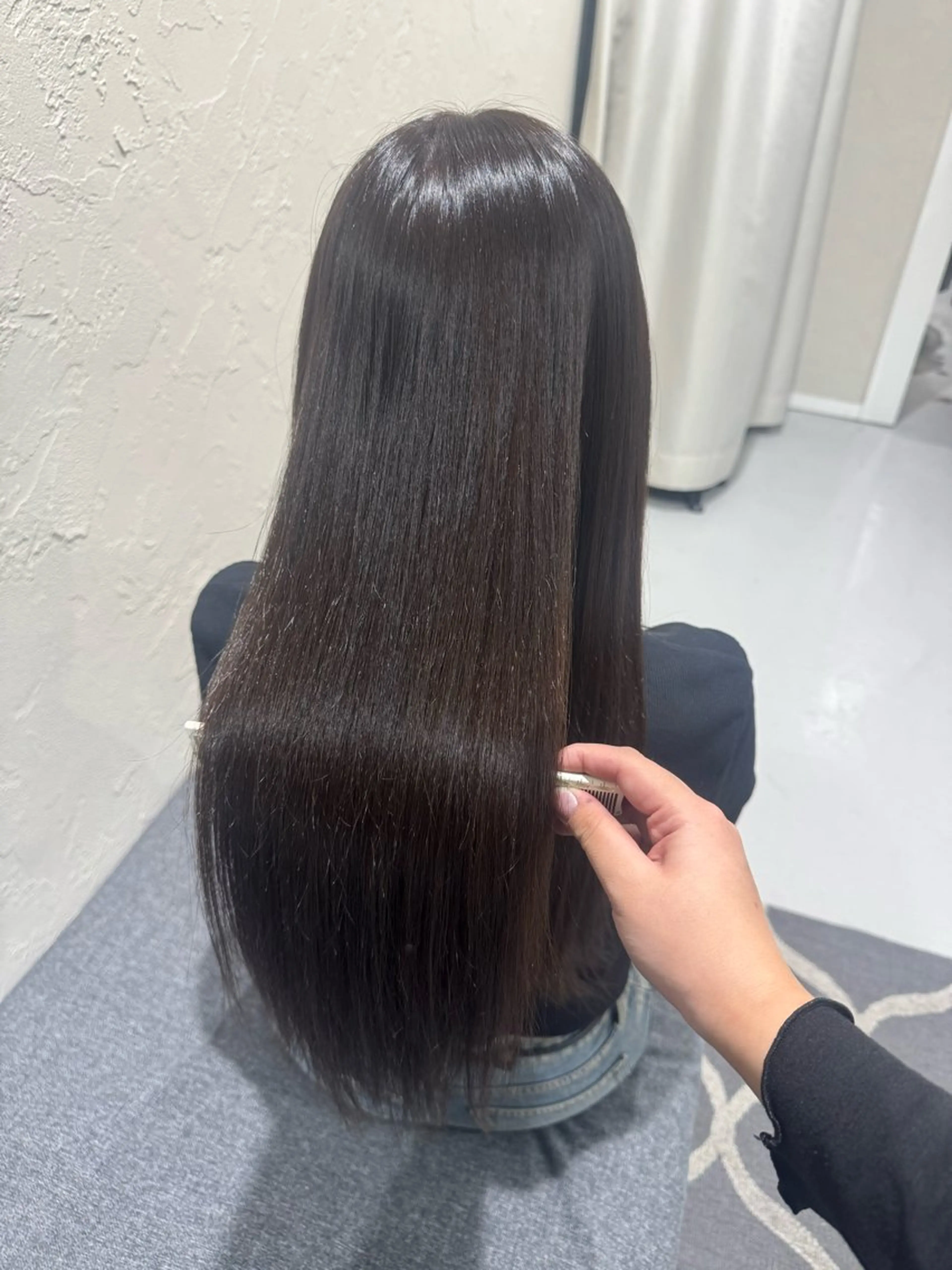 ロング ヘアカラー LyriQ所属・池戸 梨衣のヘアスタイル