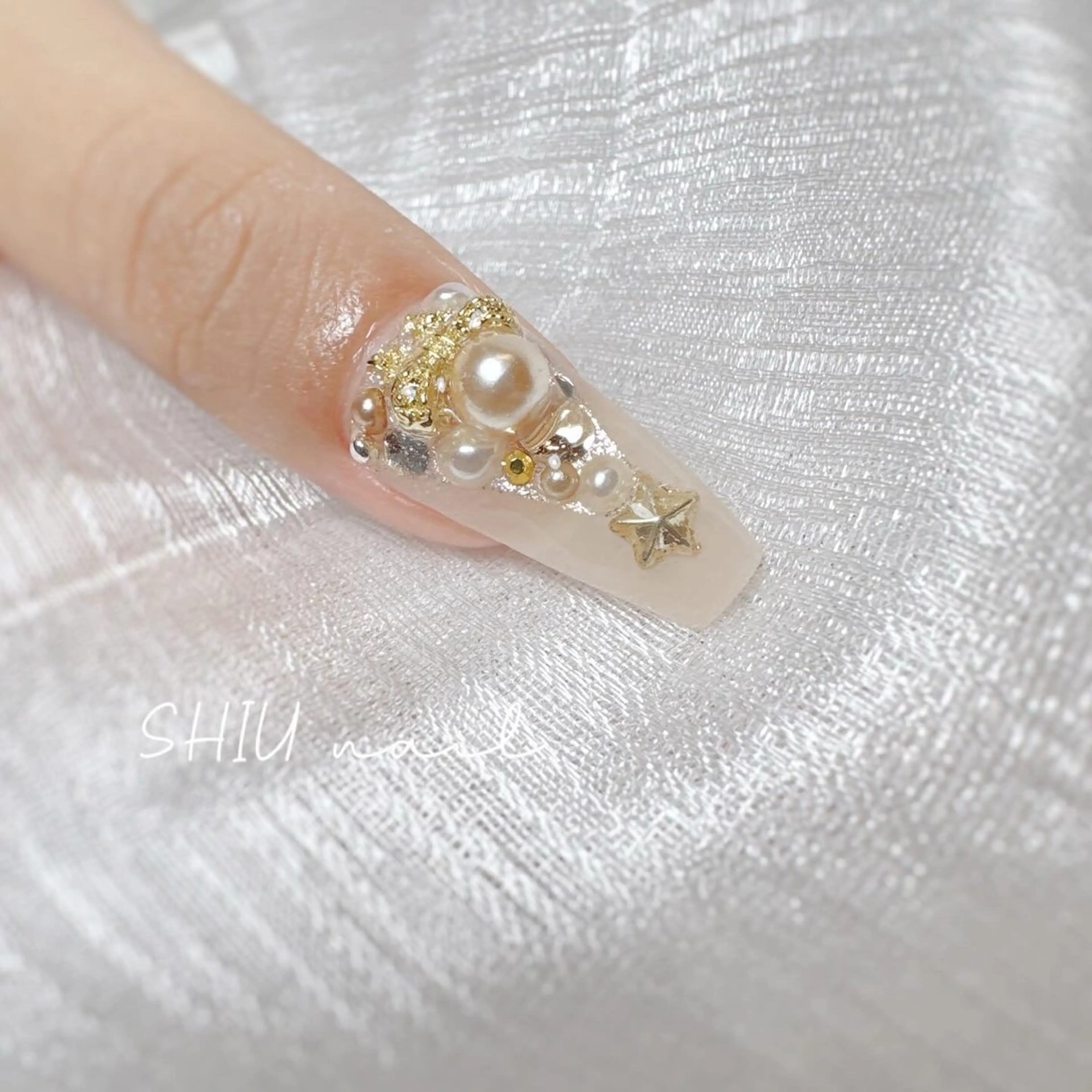 ネイル ジェルネイル マグネットネイル 持ち込み パラジェル スカルプネイル ハンドネイル 那覇🏝️台湾人 ネイリストSHIUのネイルデザイン