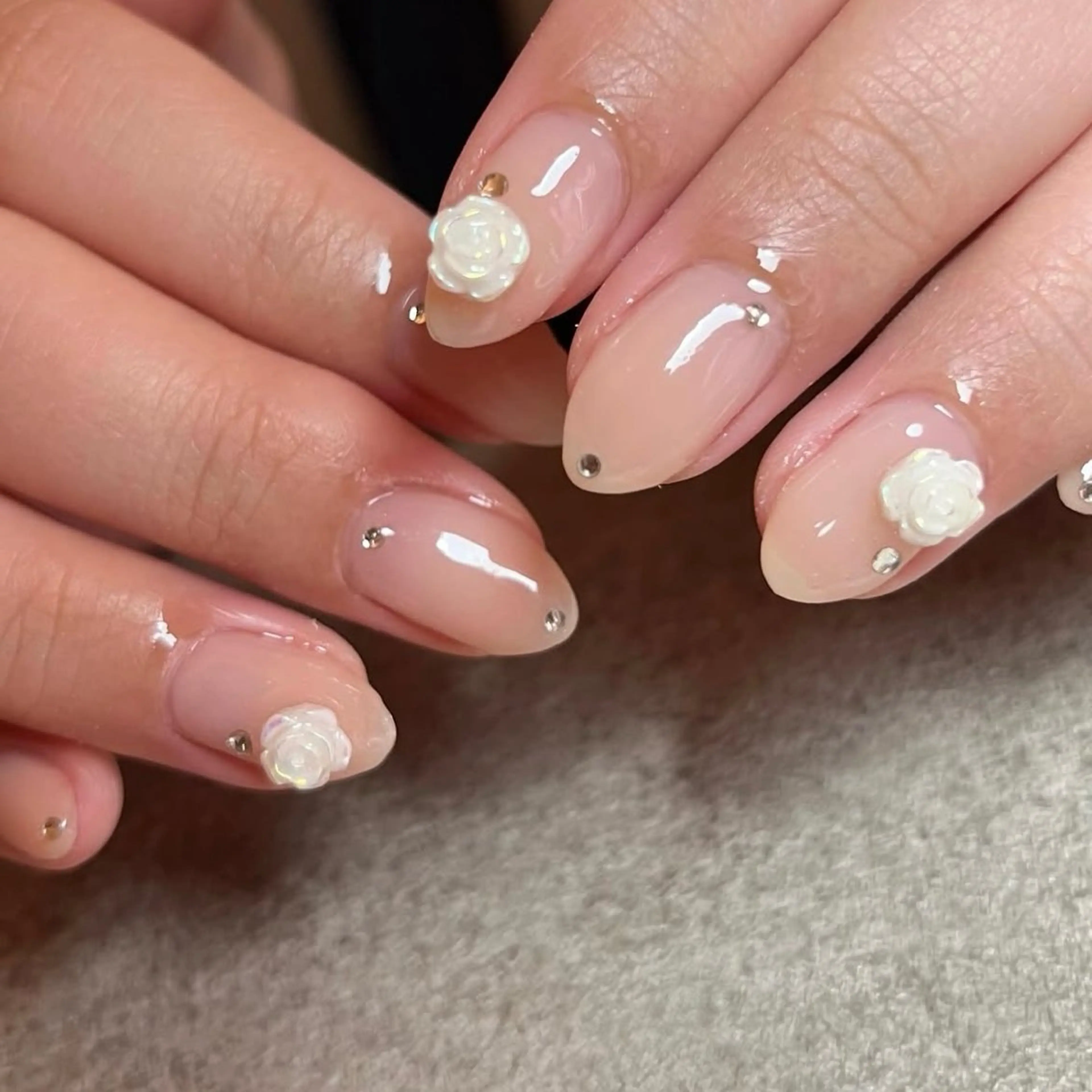 ネイル ハンドネイル フットネイル HONEY BY CLOVER NAIL所属・HONEY BY CLOVERNAILのネイルデザイン