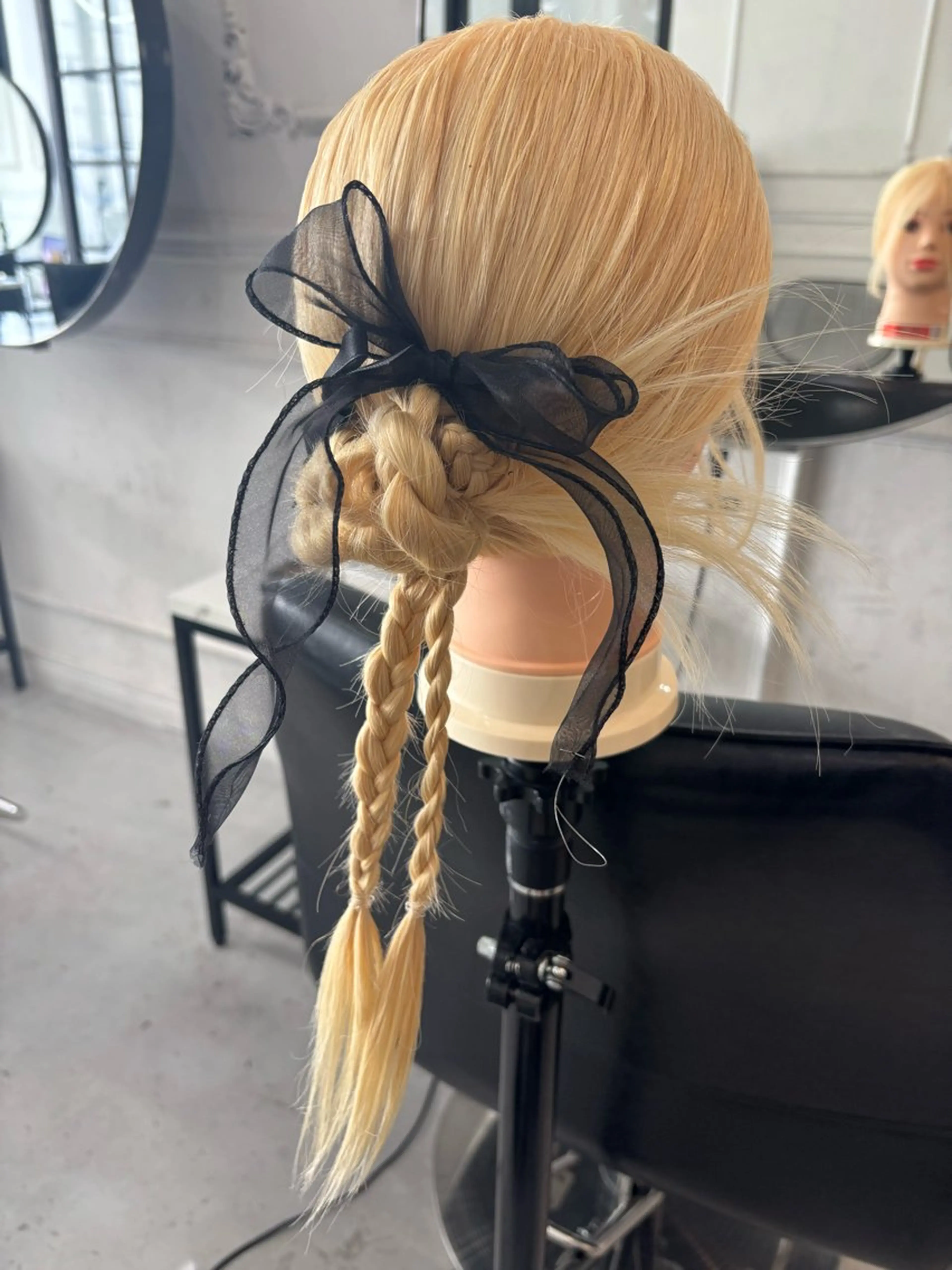 ロング お団子ヘア ヘアセット MaisonHALU さくらのヘアスタイル