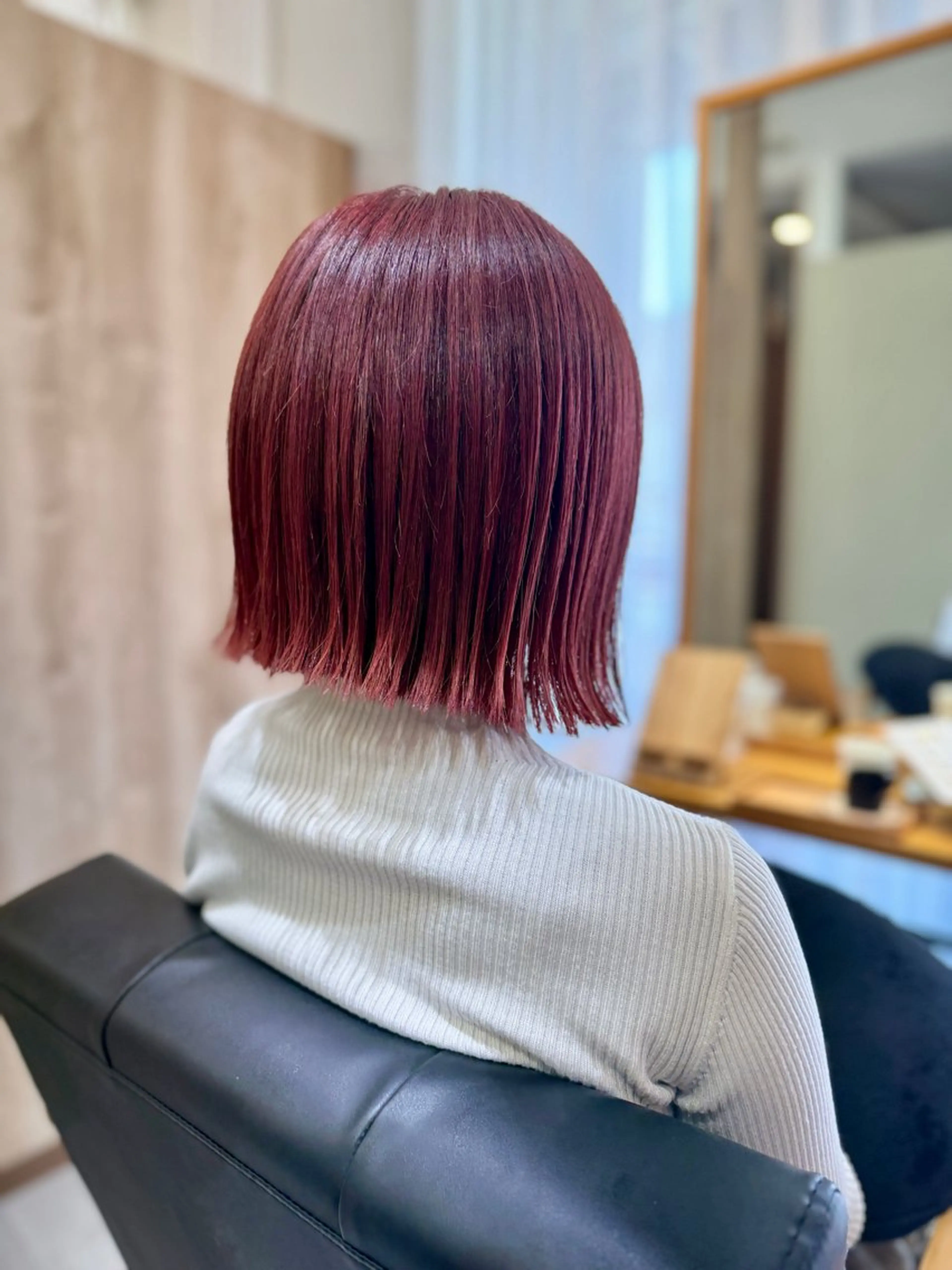 ミディアム カラー 切りっぱなしボブ ショートボブ レッドカラー ボブ 似合わせカット 髪質改善✨艶カラー MASAYAのヘアスタイル