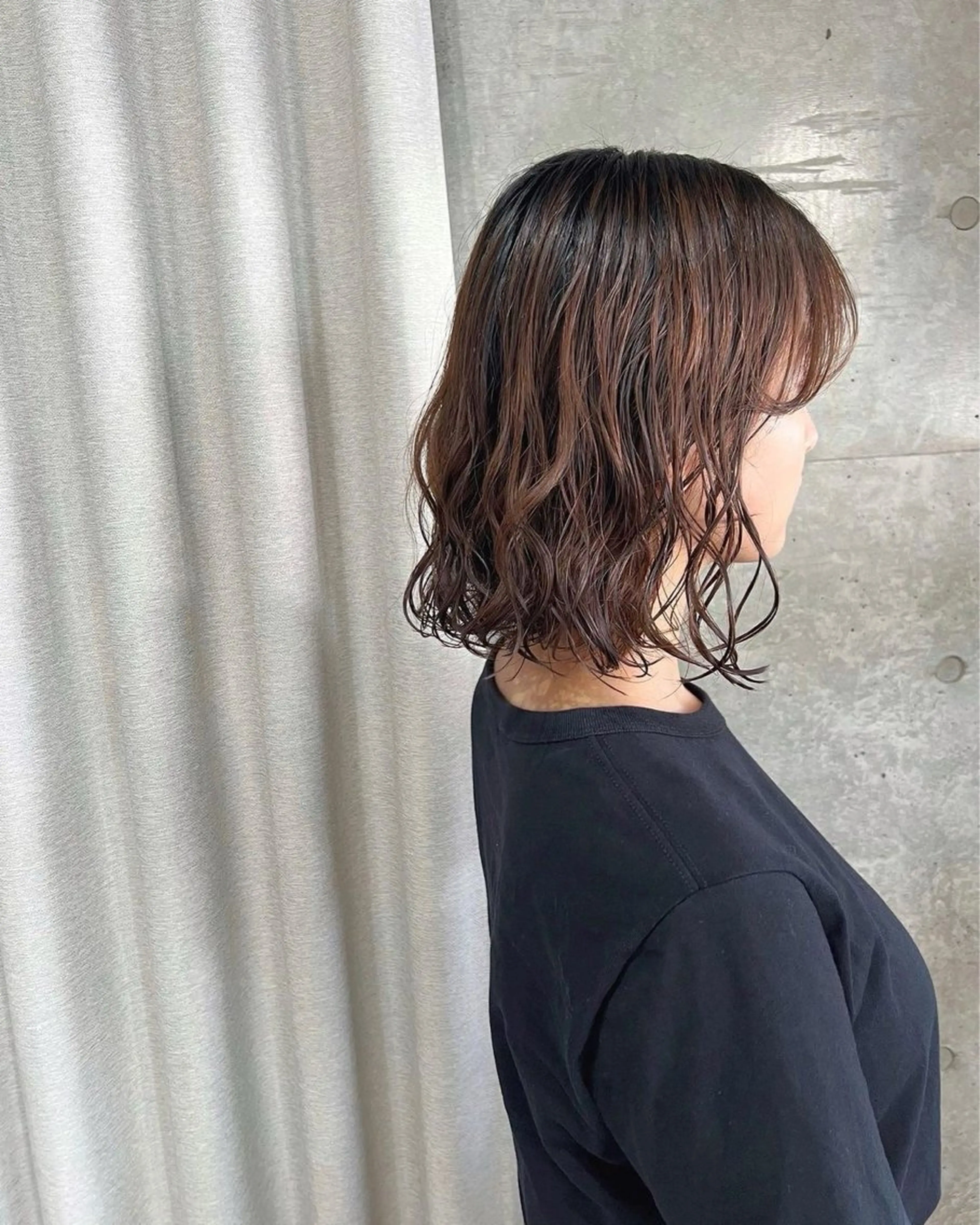 ミディアム カラー パーマ ボブ 森山 陽菜のヘアスタイル