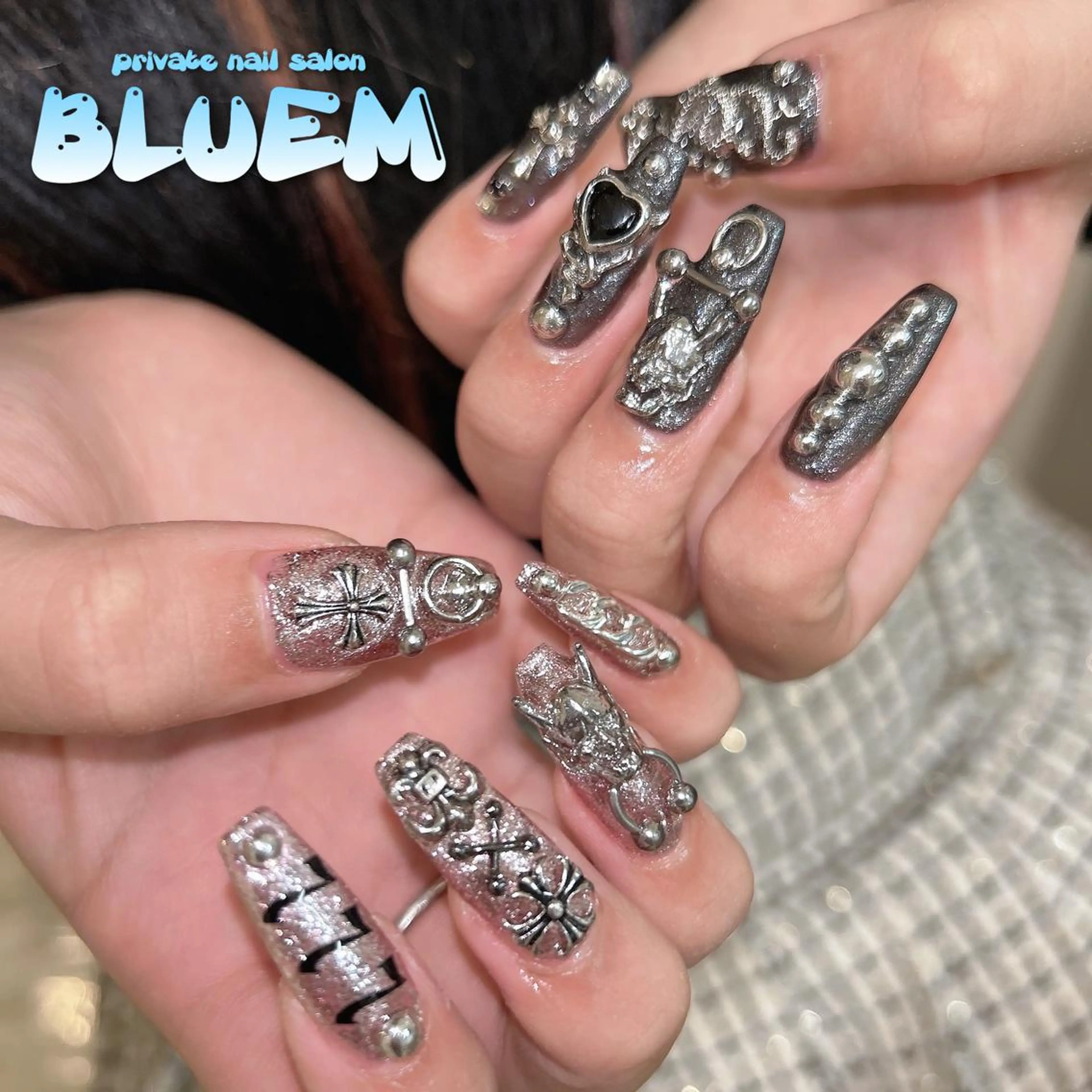 ネイル ハンドネイル BLUEM なな🐶のネイルデザイン