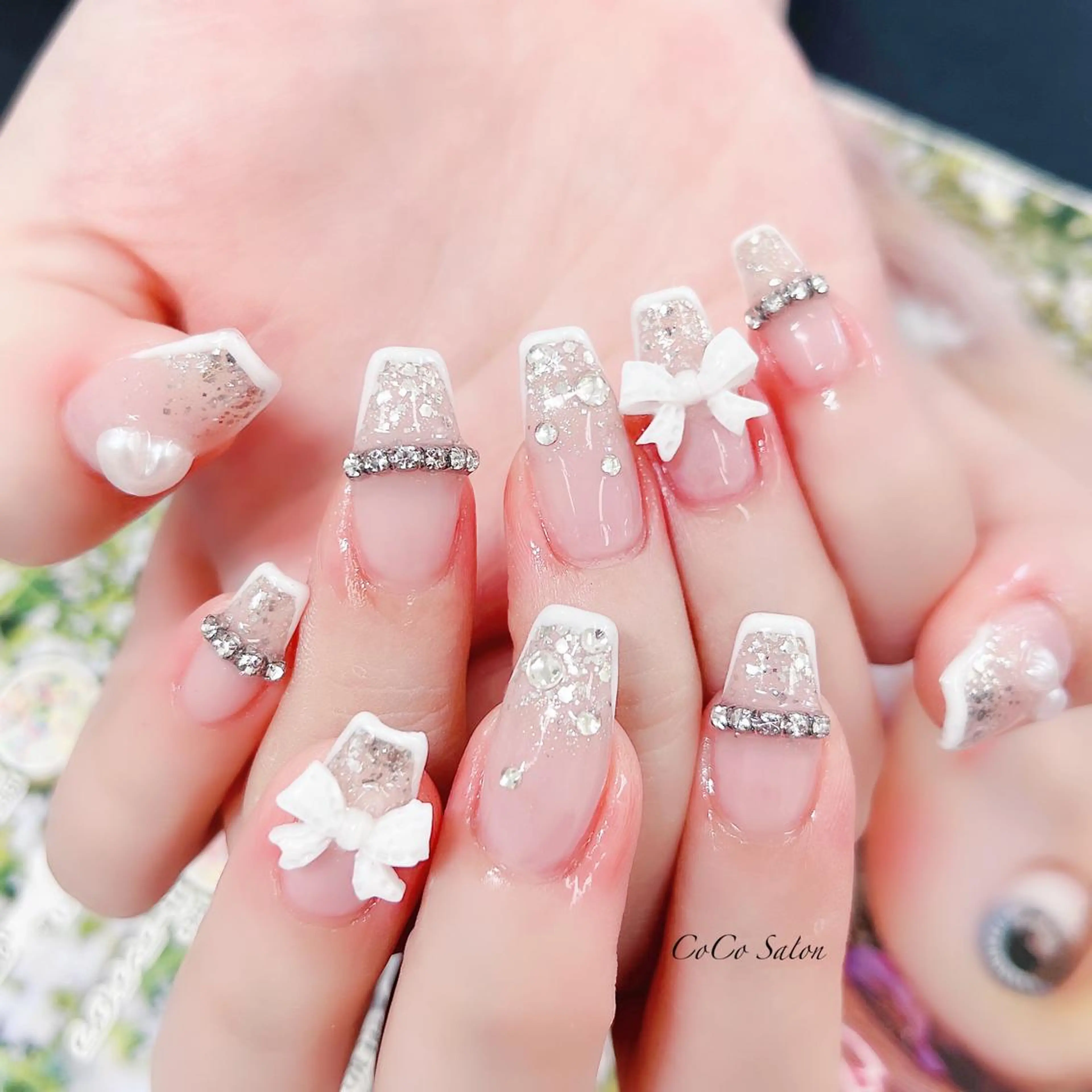 ネイル 成人式 長さ出し フレンチネイル ジェルネイル グラデーション ハンドネイル CoCoSalon ネイル/まつ毛予約のネイルデザイン