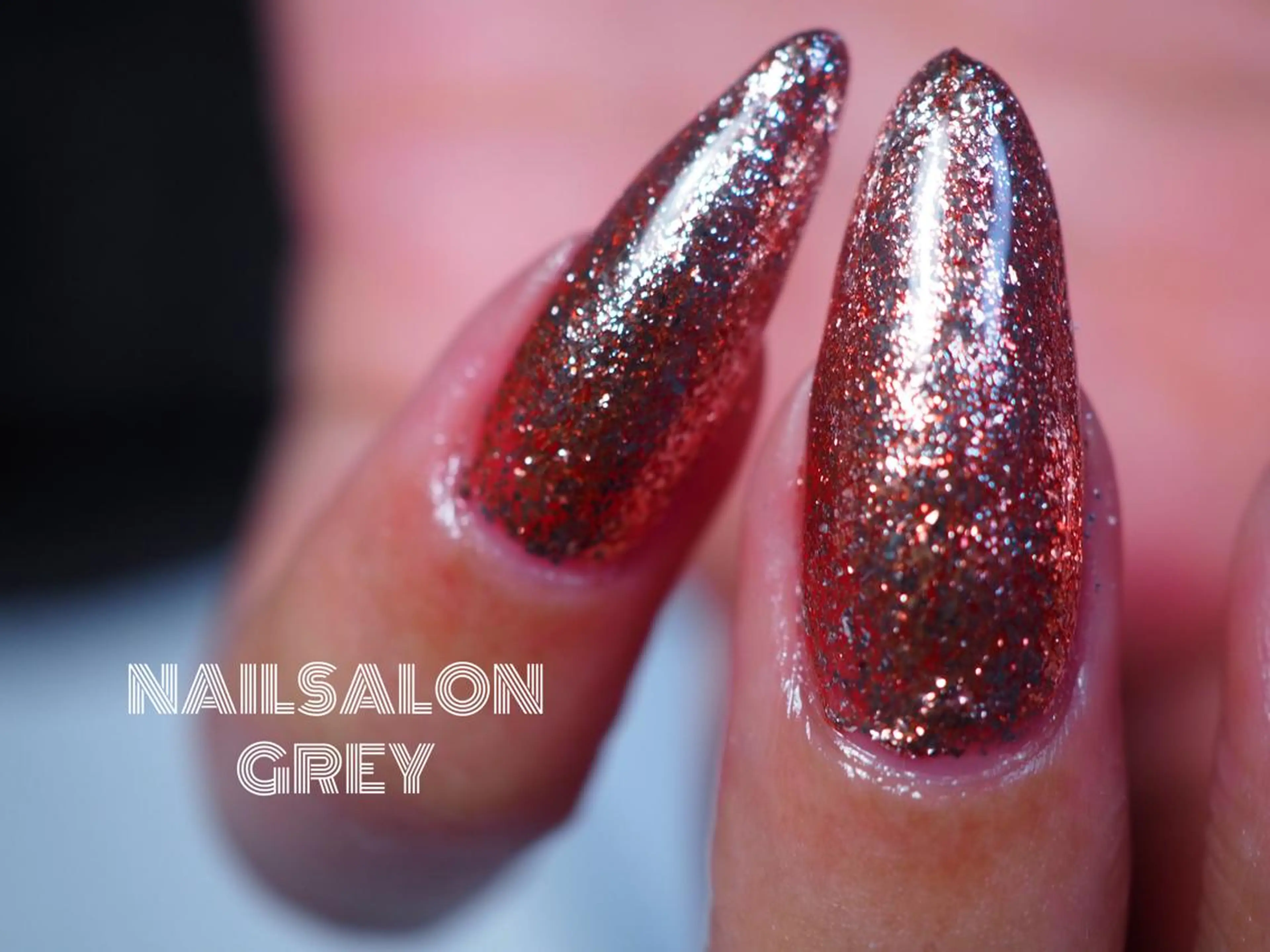 ネイル ラメ(グリッター) ロングネイル ワンカラーネイル スーパーロングネイル 【GREY】 TAIRAのネイルデザイン