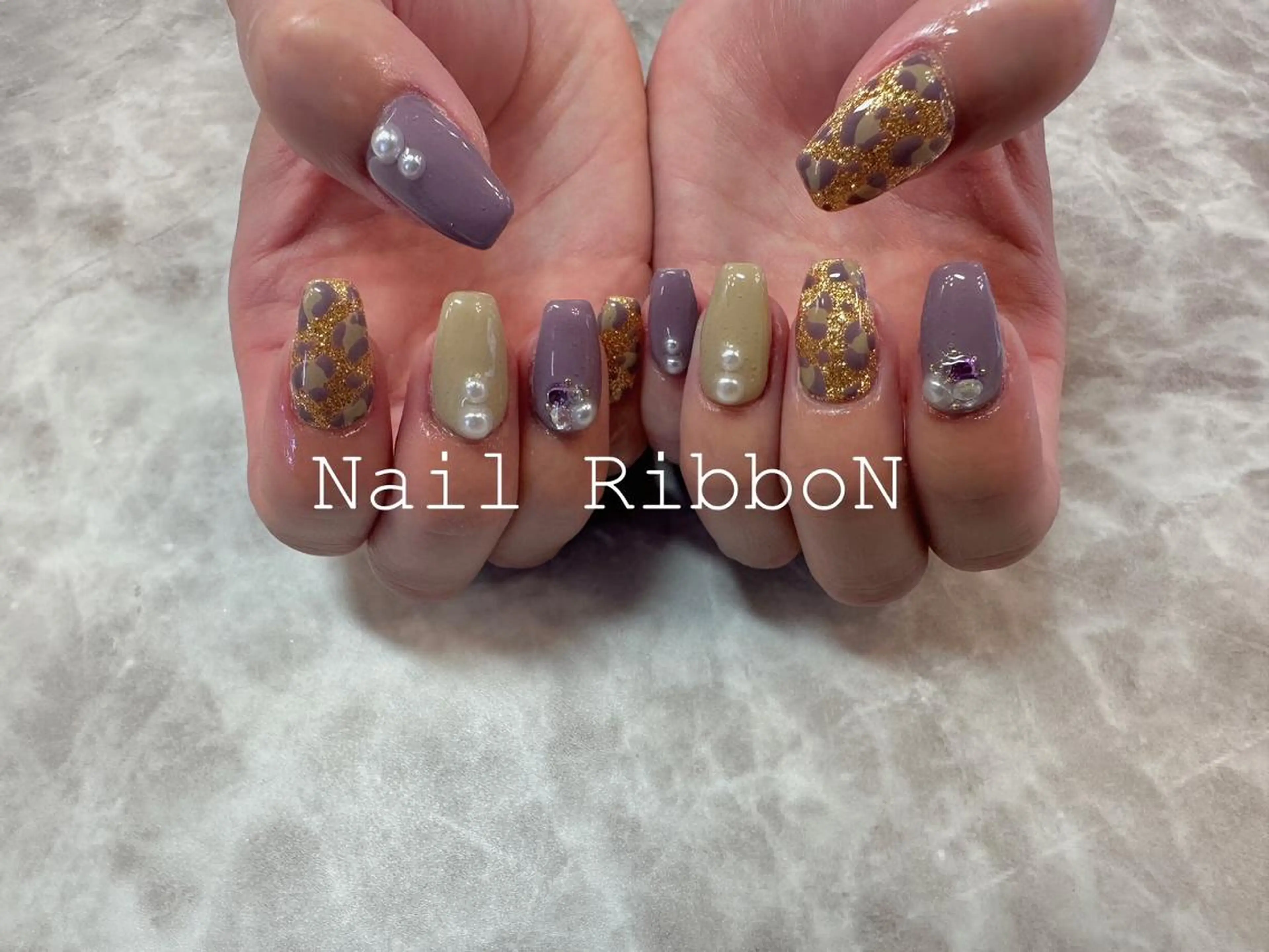 ネイル ネイルリボン 伊藤のネイルデザイン
