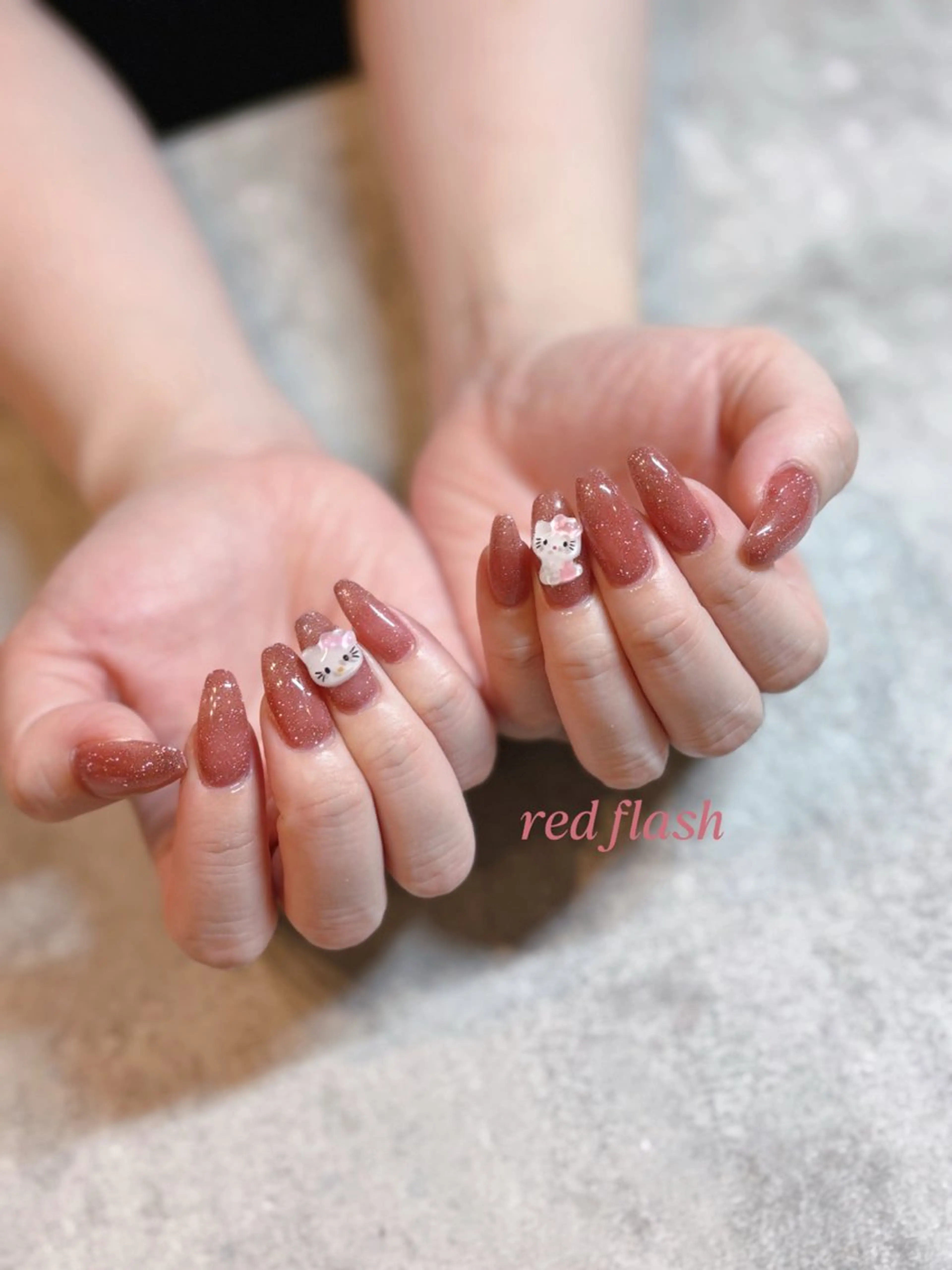 ネイル ハンドネイル le'a-レア-【ア イ×ネイル×眉】のネイルデザイン