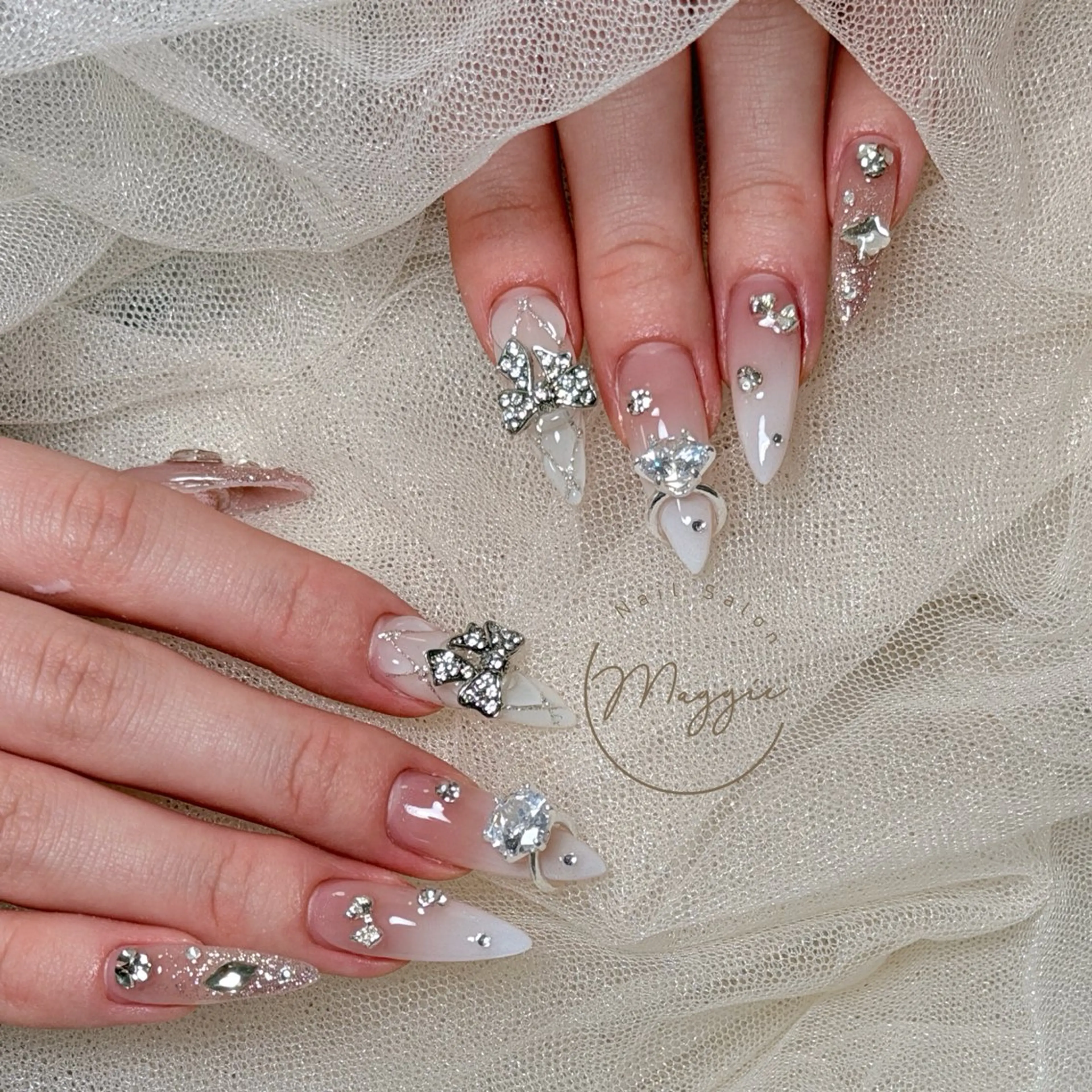 ネイル Maggie Nail🦩のネイルデザイン