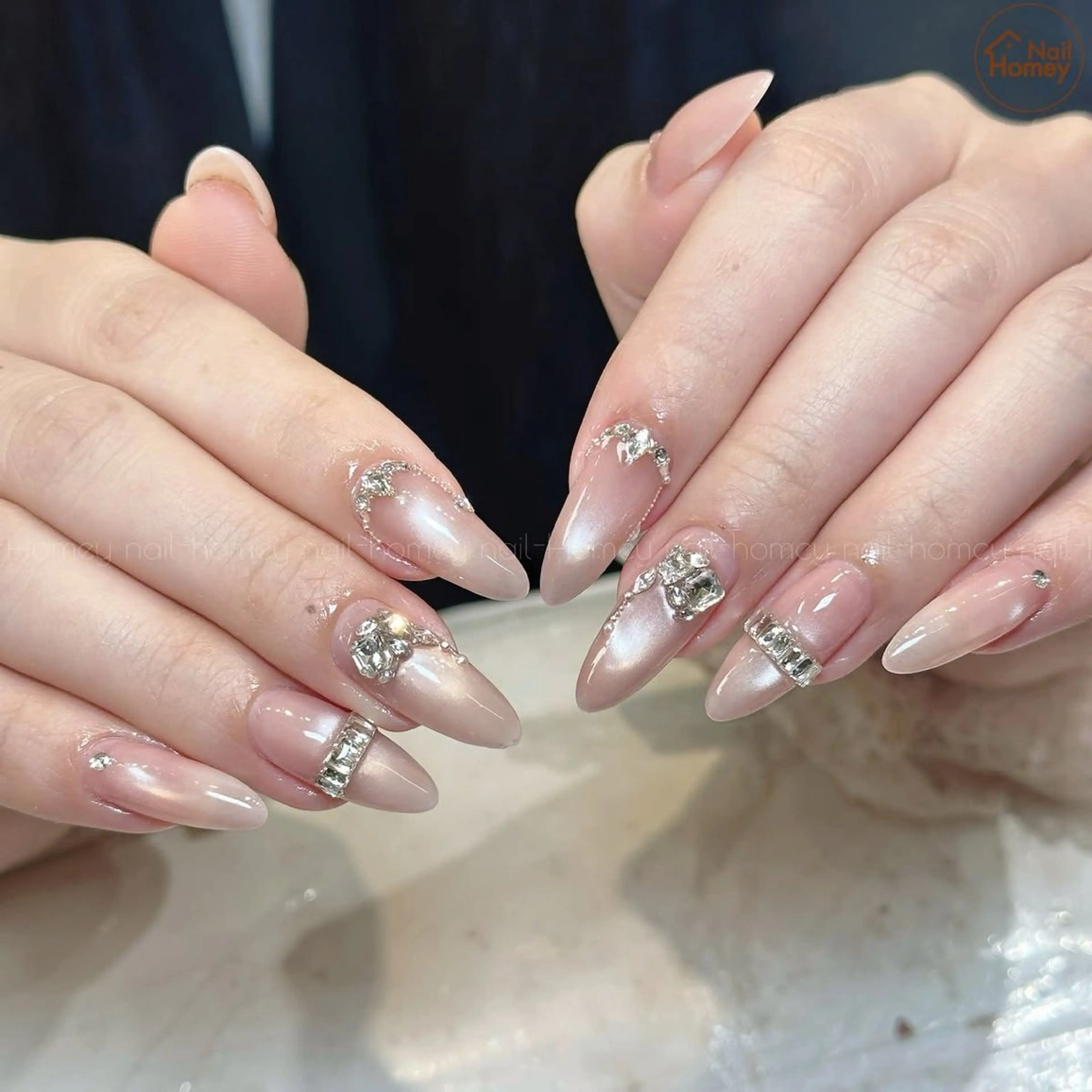 ネイル 韓国ネイル 持ち込み ニュアンスネイル ネイルチップ ハンドネイル Minn ANA.CHUOのネイルデザイン