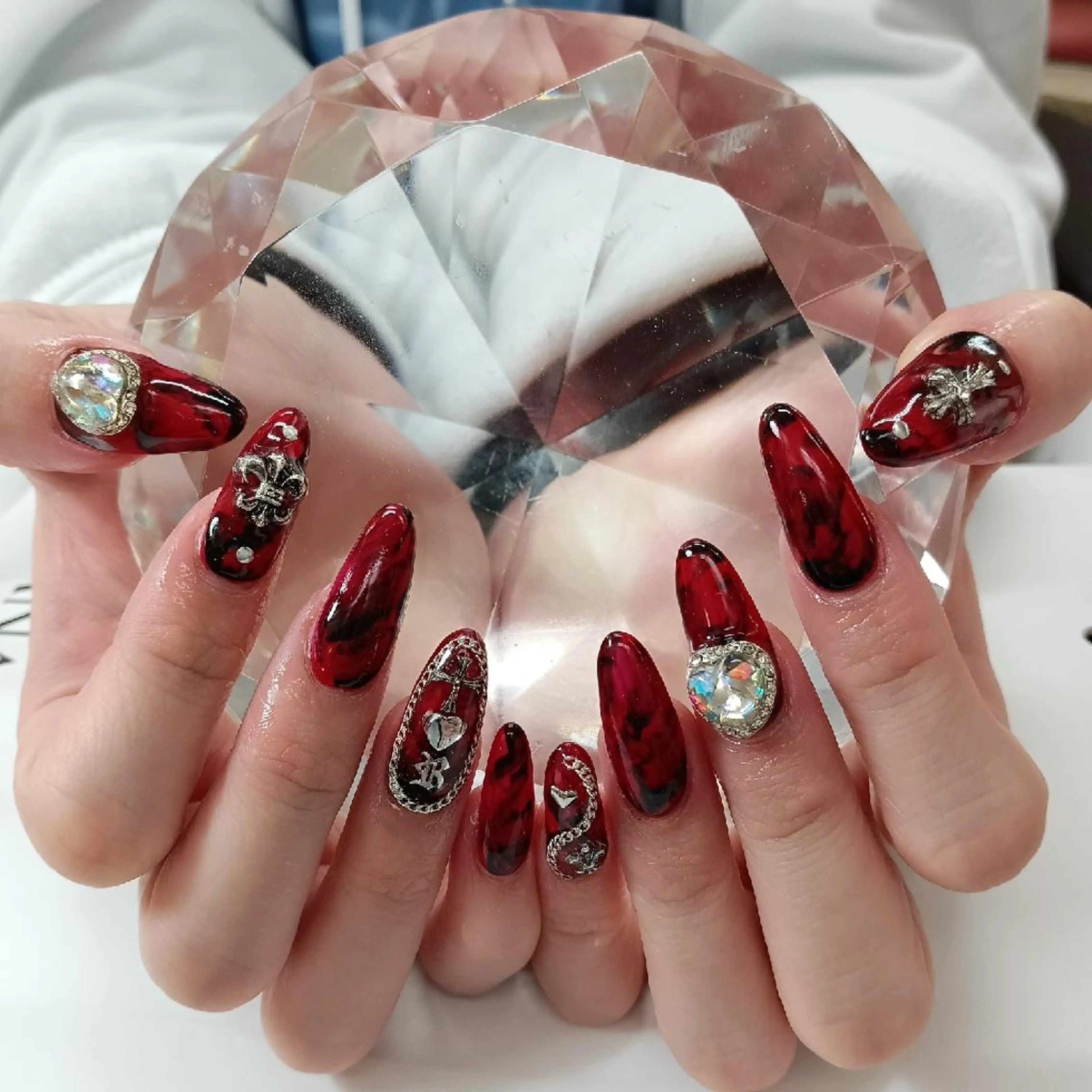 ネイル 赤色 Coco Girlsのネイルデザイン