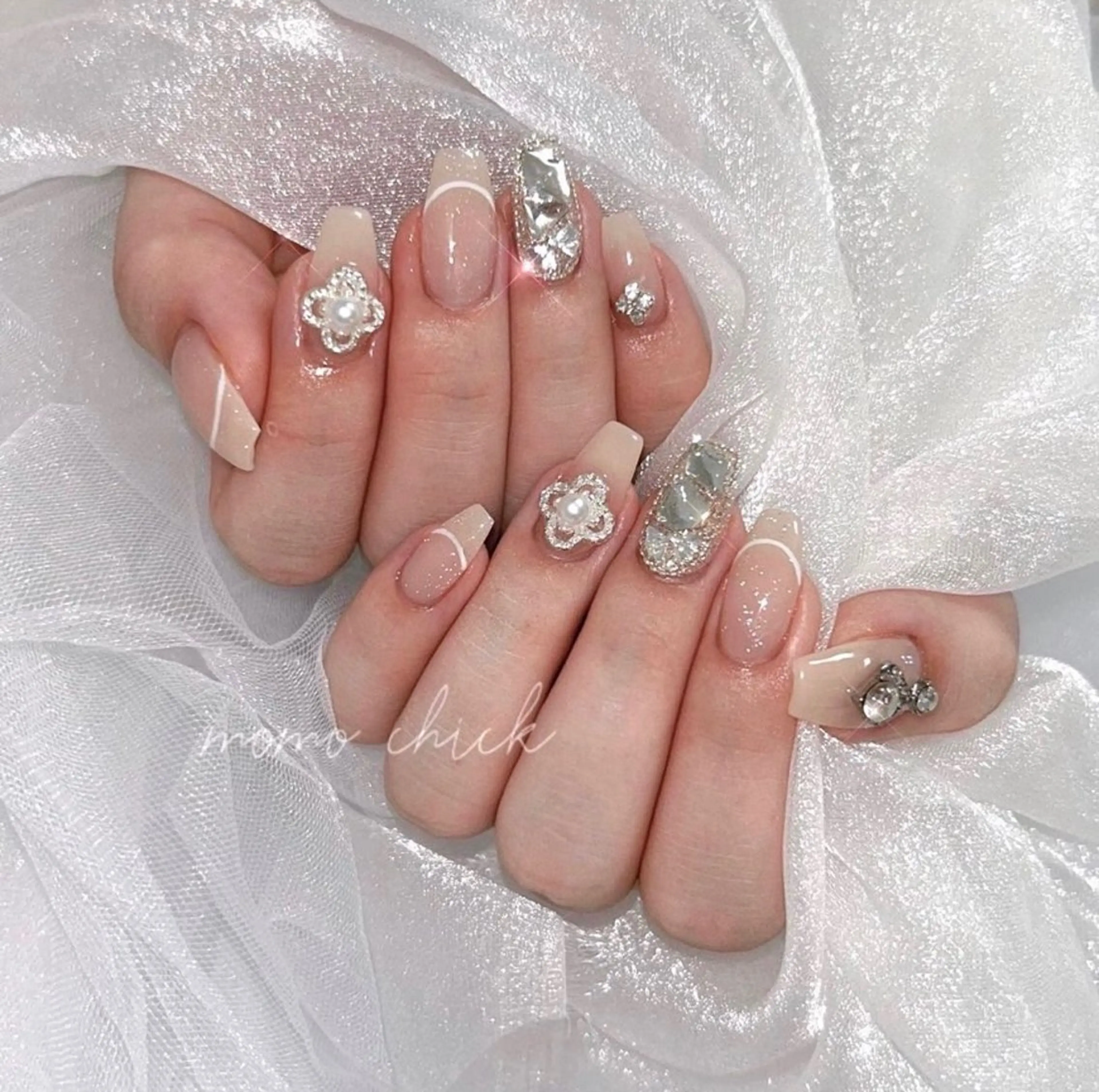 🎀ご新規様限定価格🎀スカルプ１０本＋Design C（１０本アート＋７本までパーツつけ放題）オフあり（オフ無料）⭕️の写真